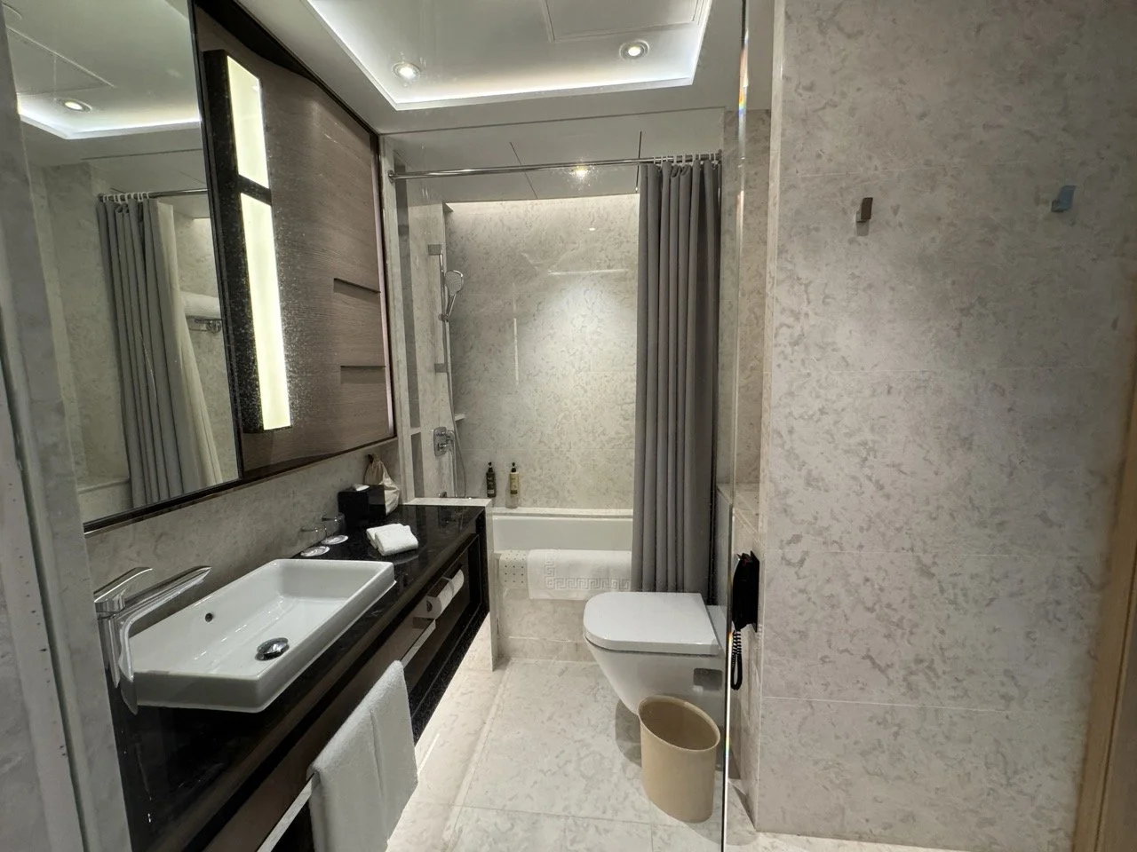 Harbour Grand Kowloon - 9.jpeg