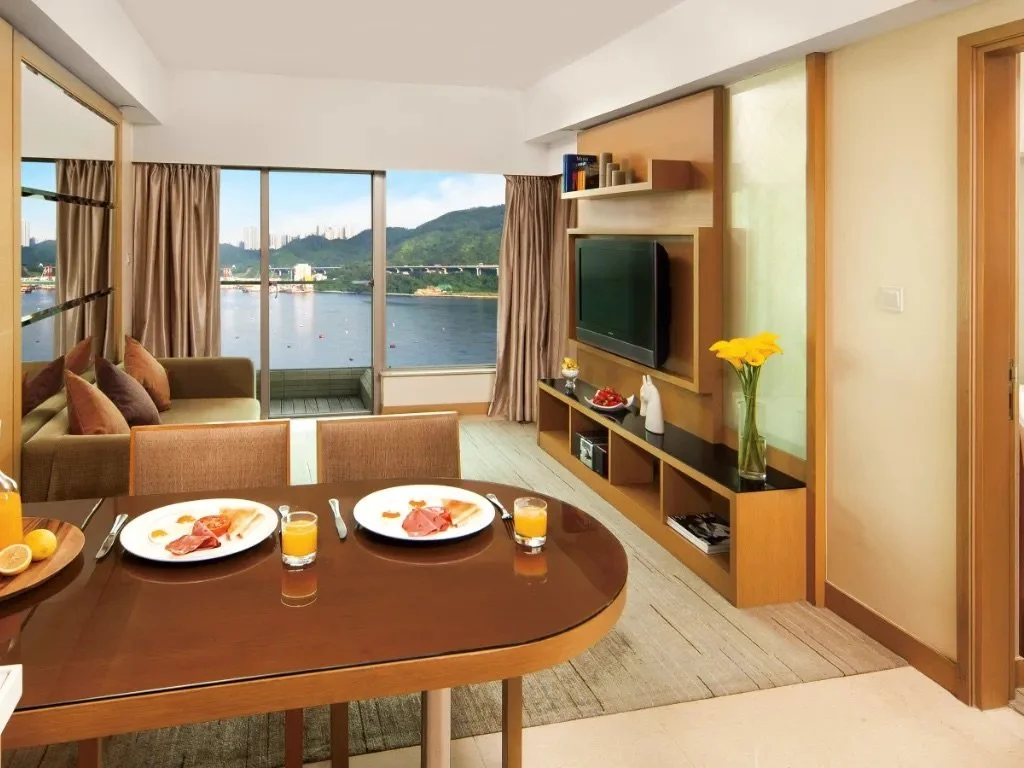 Royal View Hotel 1 Bedroom.jpeg