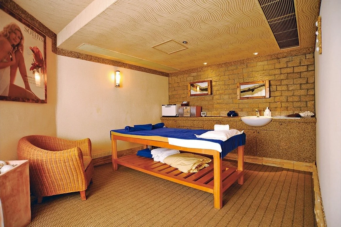 Harbour Plaza Resort City - 4.jpeg