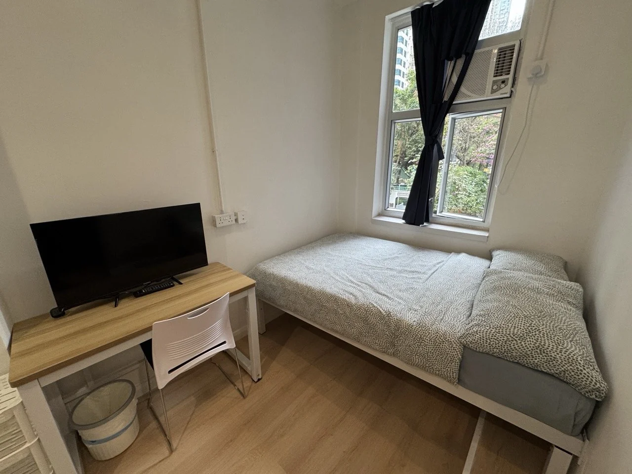 20 Queen's Road West - 2.jpeg