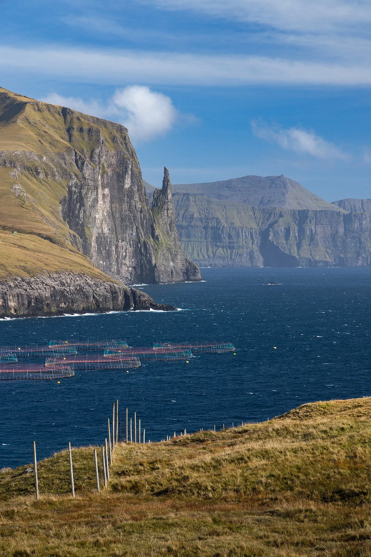 The witches Finger Faroe islands-2.jpg