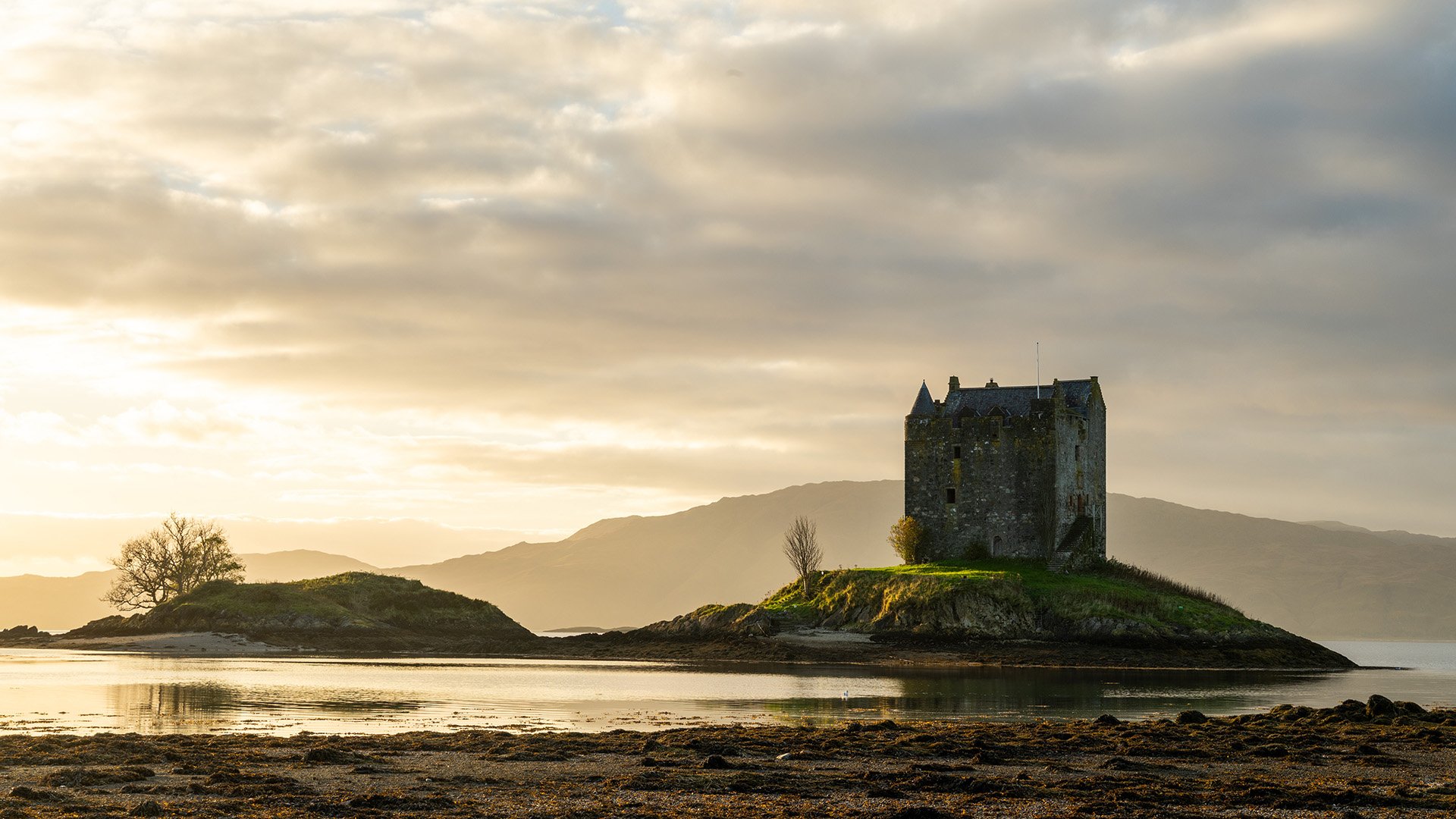 Castle Stalker-1.jpg
