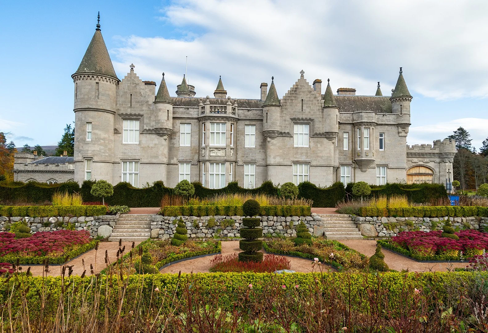 Balmoral Castle-2.jpg