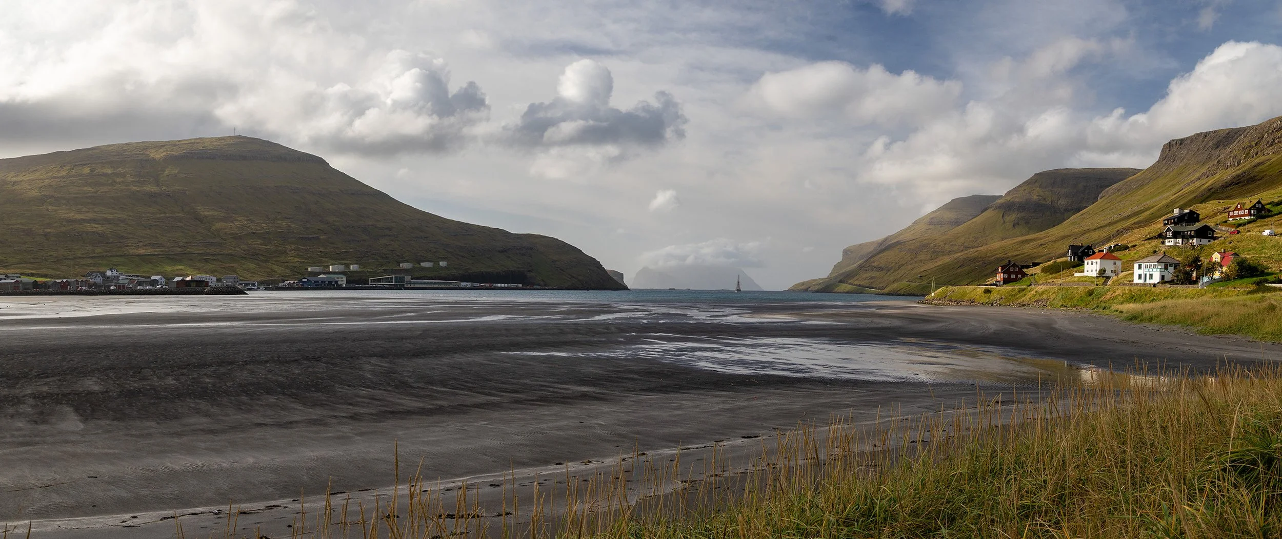 Sorvagur Faroe islands-1.jpg