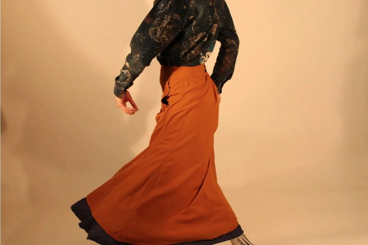 Gore Skirt Pic 3.JPG