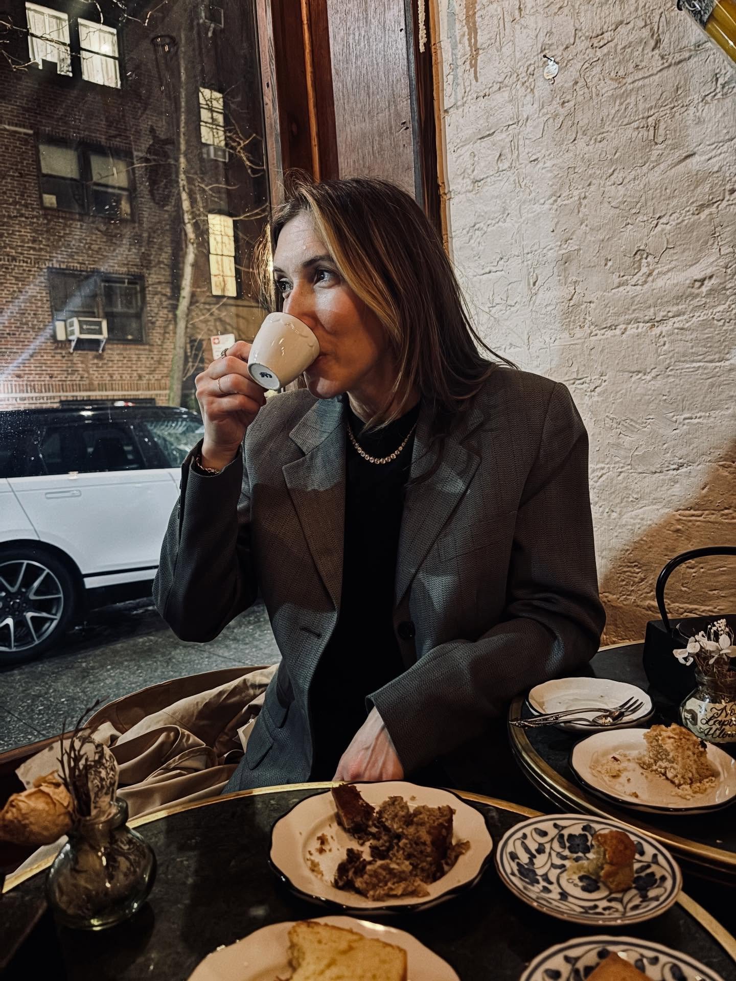 Scenes from a birthday weekend well spent. 
♑️🫖💃🏽🍣🎂💐

Ringing in 42 with an extremely grateful heart. Feeling so present and fulfilled with what is and excited for what&rsquo;s to come ✨✨

Thank you for all the birthday love and for being part 