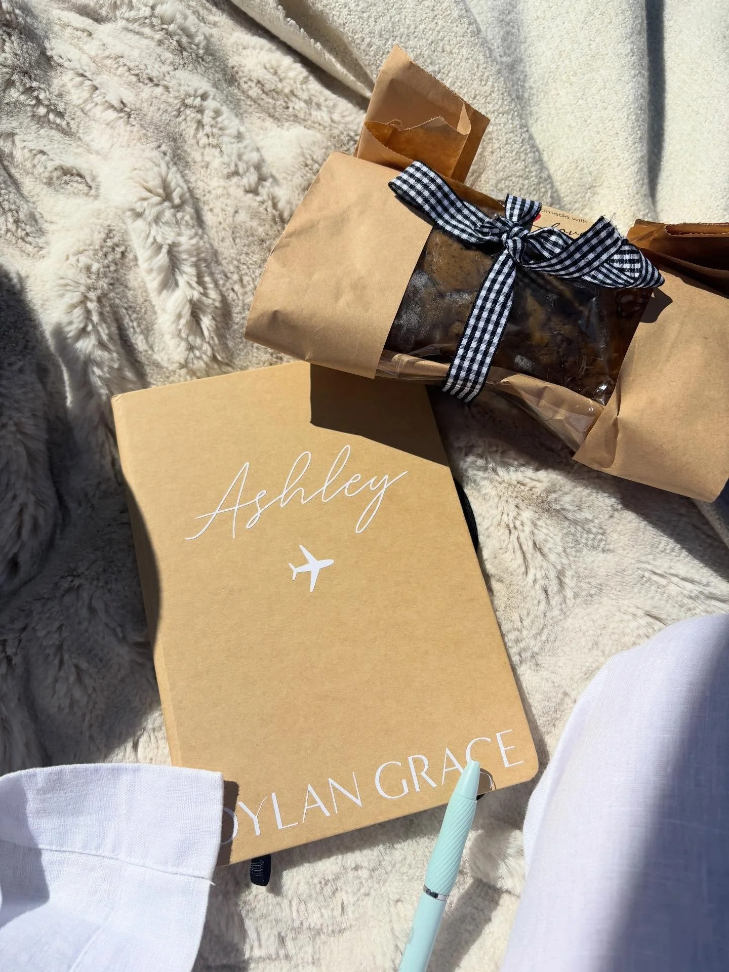 Still integrating and pinching myself after the past few days of a long time dream come true writing retreat in SoCal.

Every time I&rsquo;ve invested into an experience for myself surrounded by other brilliant women, I am forever changed.

Making sp