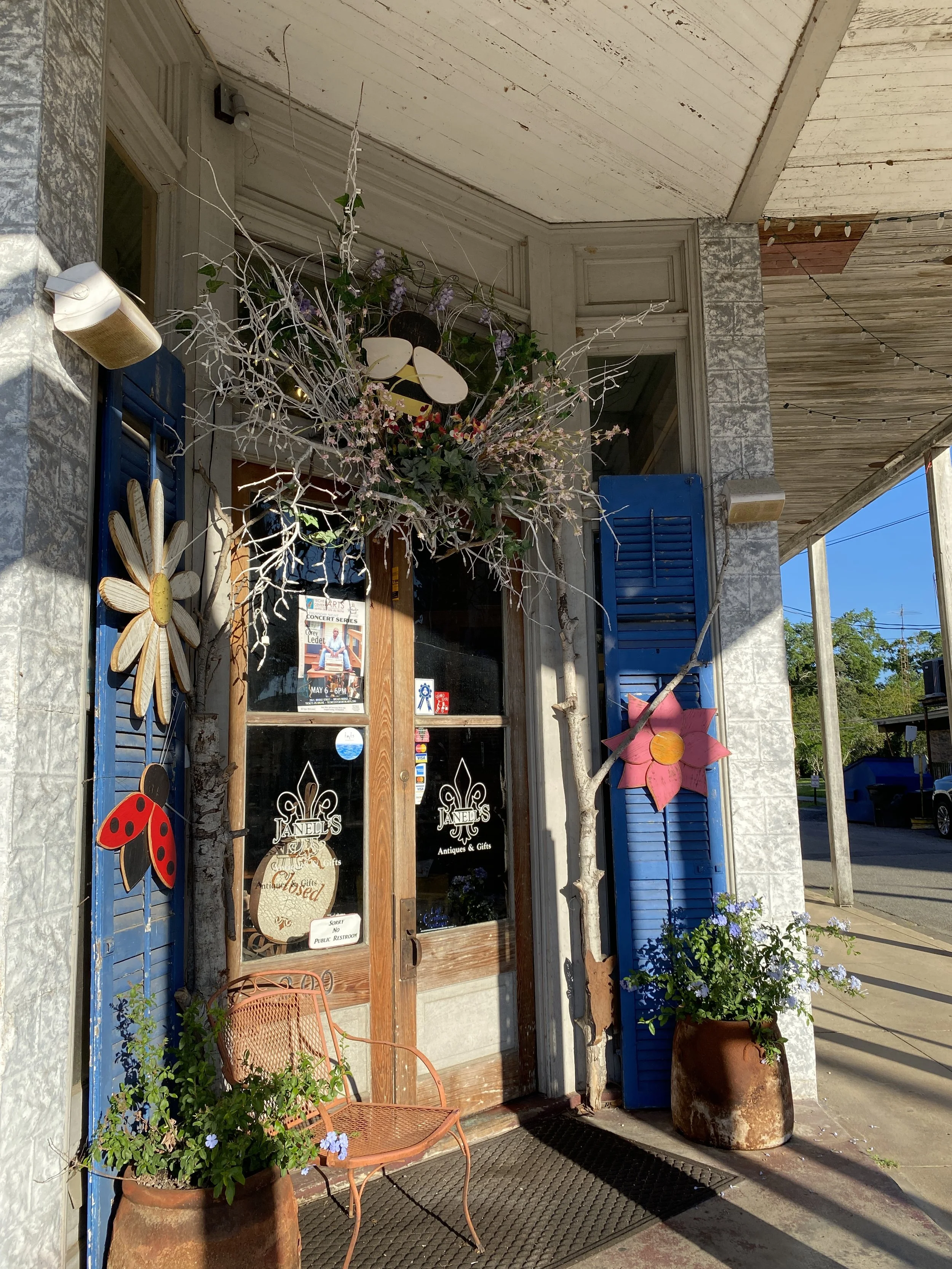 Breaux Bridge, Louisiana Photo by Robin Guidry