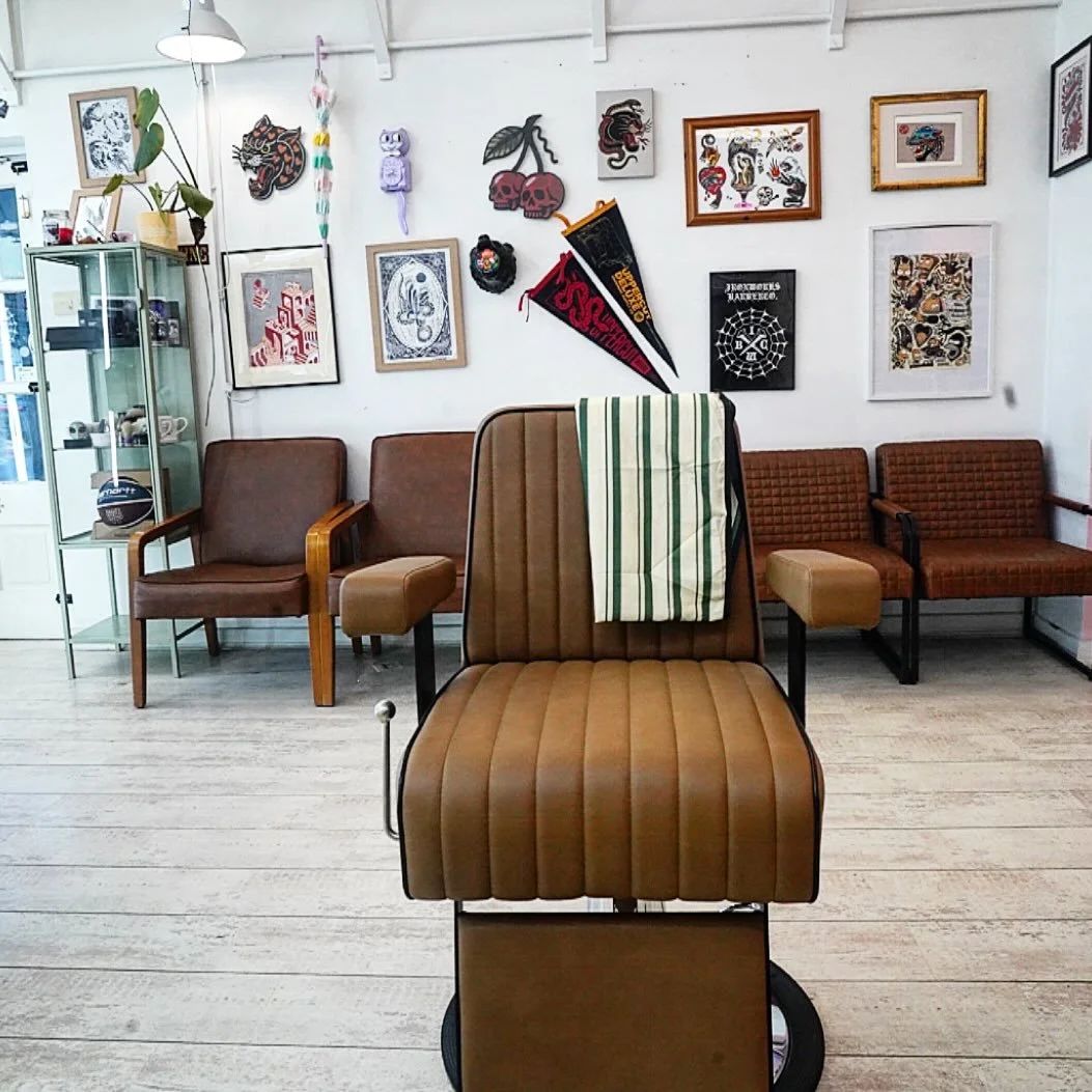 ⸻

💈 BARBER CHAIR AVAILABLE &ndash; NAILSWORTH 💈

Are you a barber looking for a change of scene?
We have a chair available to rent in our very busy barbershop right in the centre of Nailsworth.

✔️ Competitive rental rates
✔️ Flexible working hour