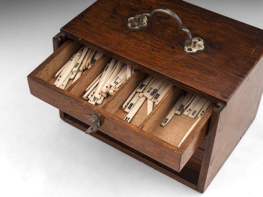 A Set of Chinese Antique Pure Hand-carved Mahjong With Pulp - Denmark