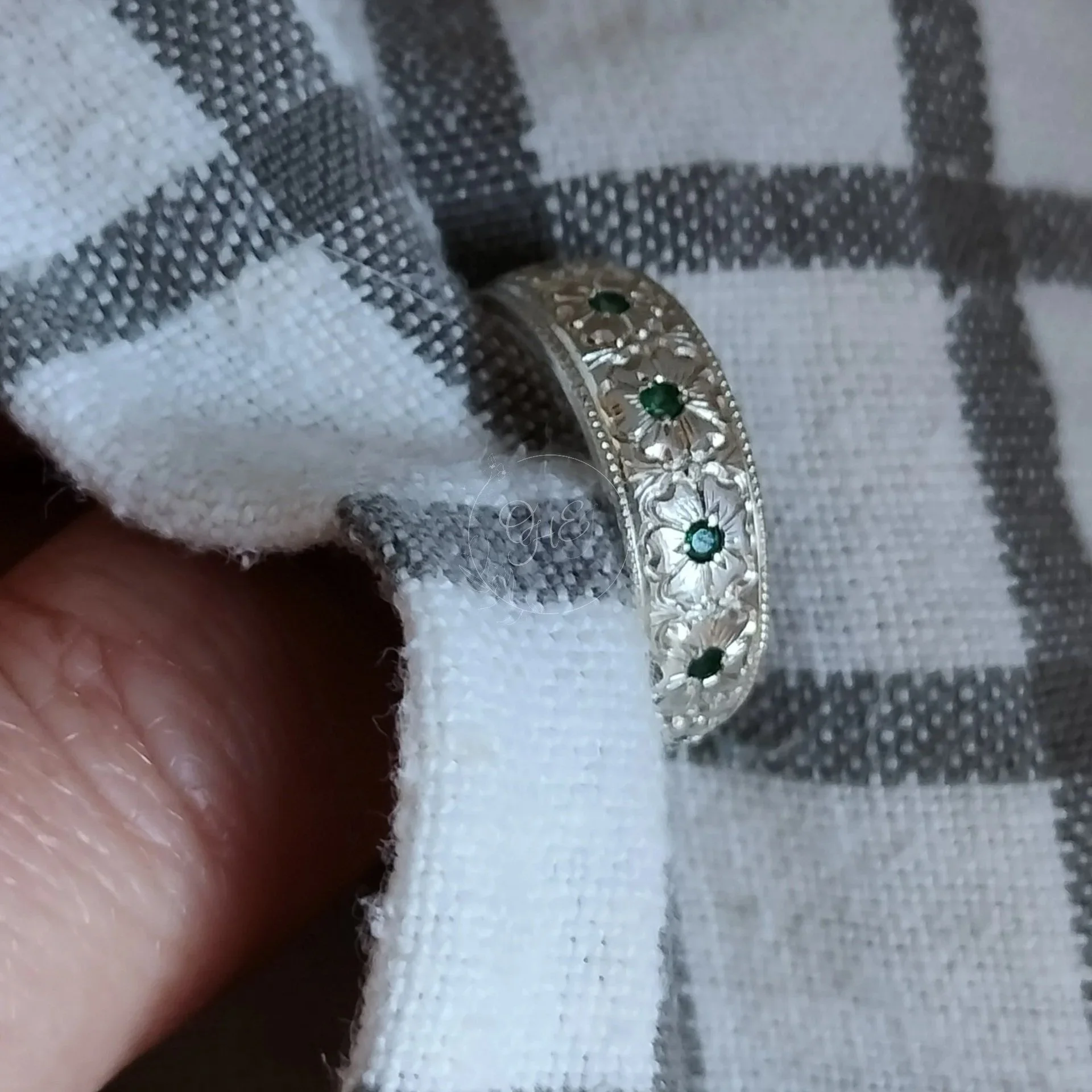dry cleaned jewelry imidiatly with coton kitchen towel