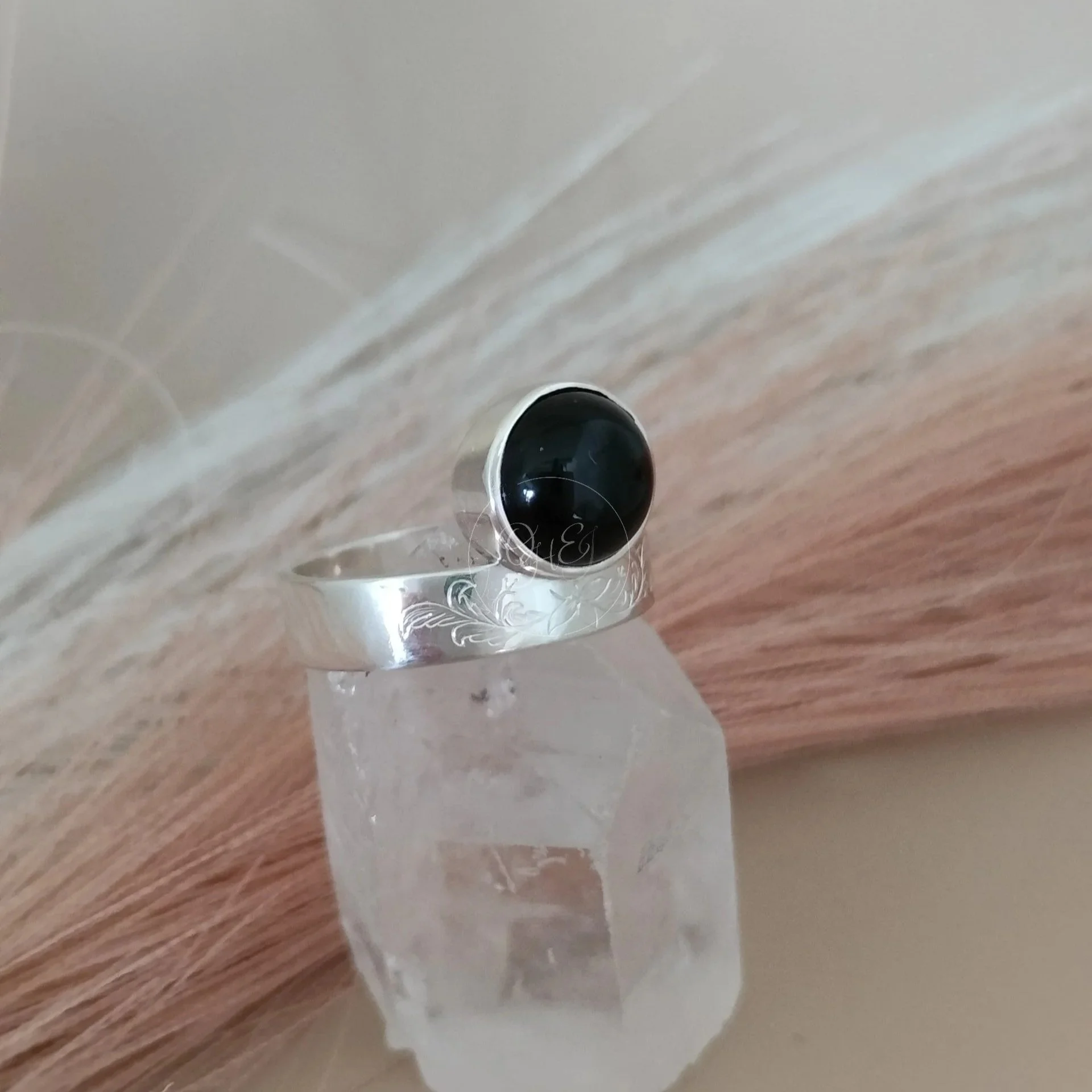Hand+engraved+silver+statement+ring+onyx+1+.jpg