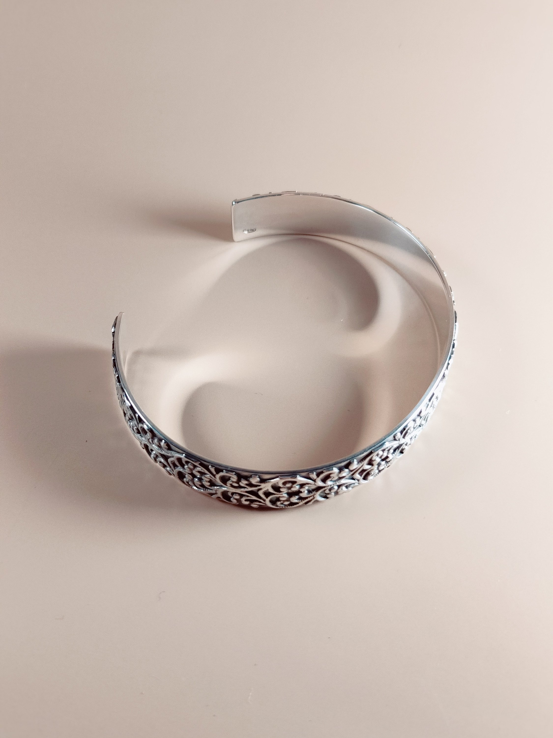 https://i.etsystatic.com/31809492/r/il/b94ef4/4661972380/il_fullxfull.4661972380_9i72.jpg