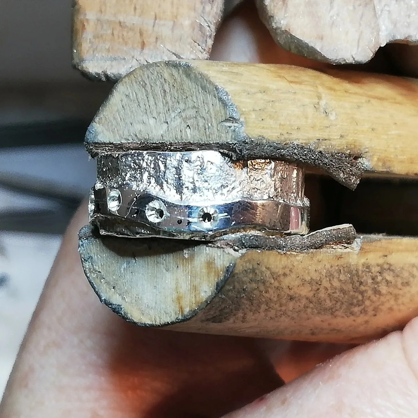 setting zironia stones