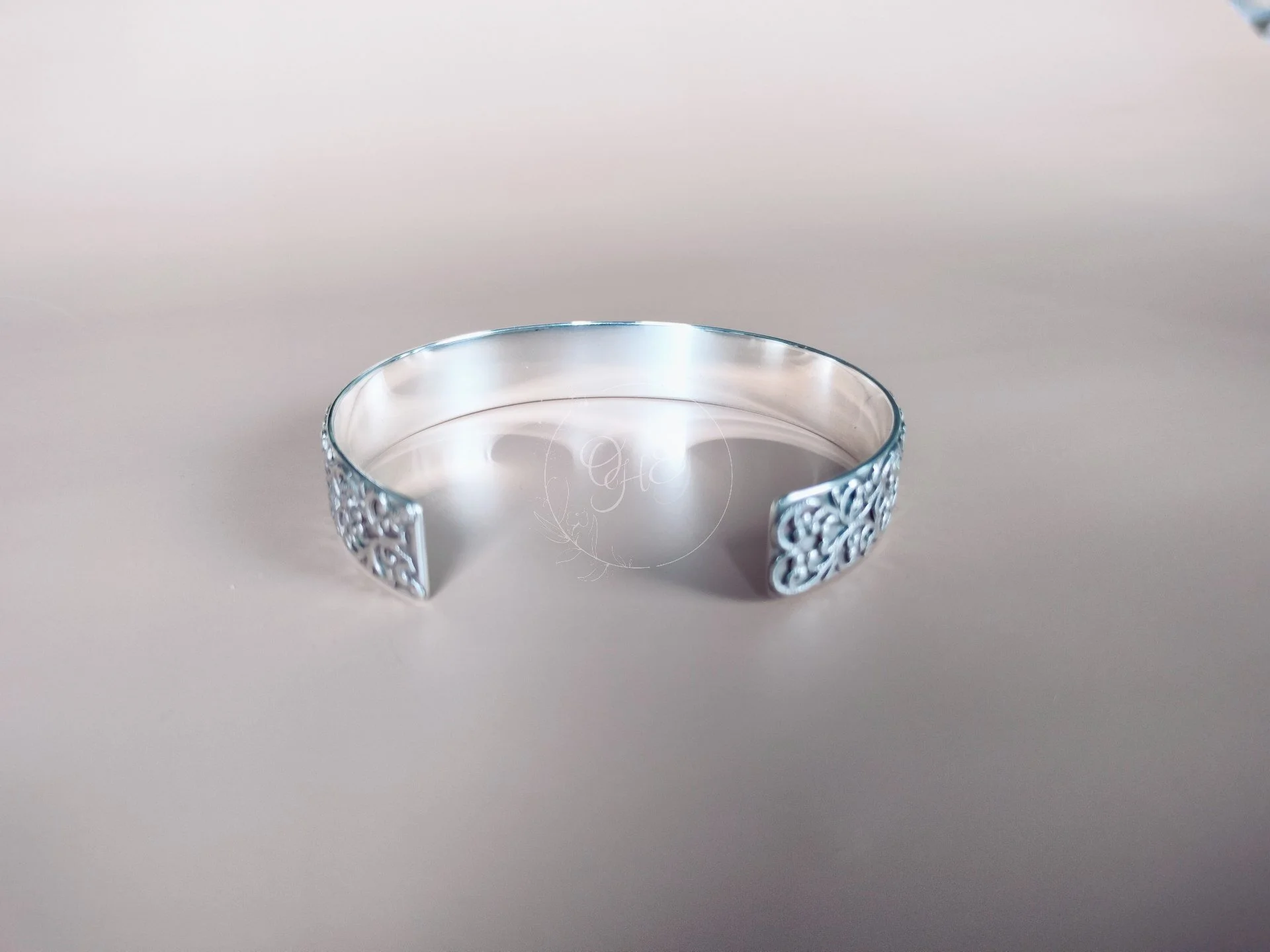 Sterling silver cuff bracelet with flower pattern and patina * One of a kind * personizable with hand engraving