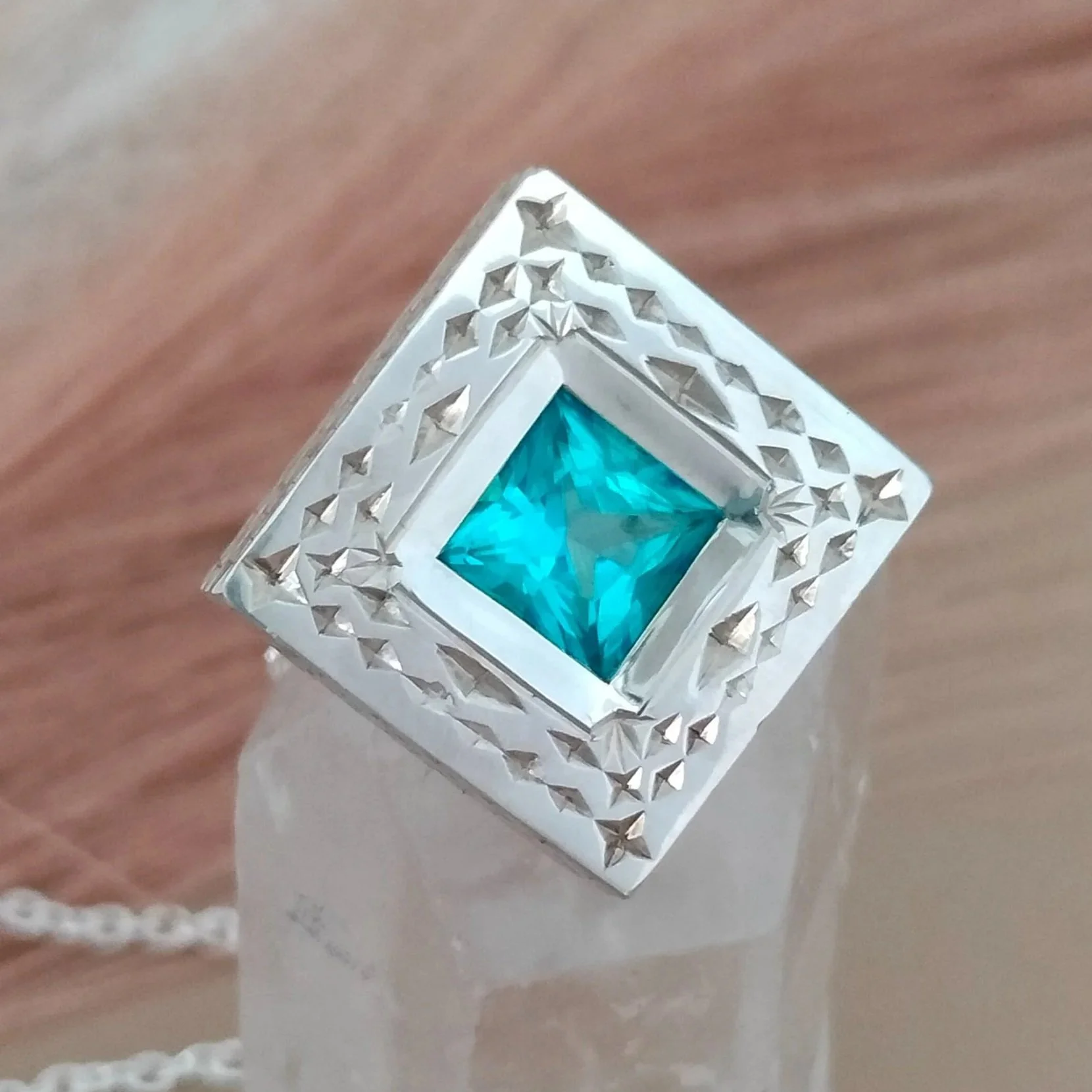 Sterling silver topaz pendant hand engraved pattern
