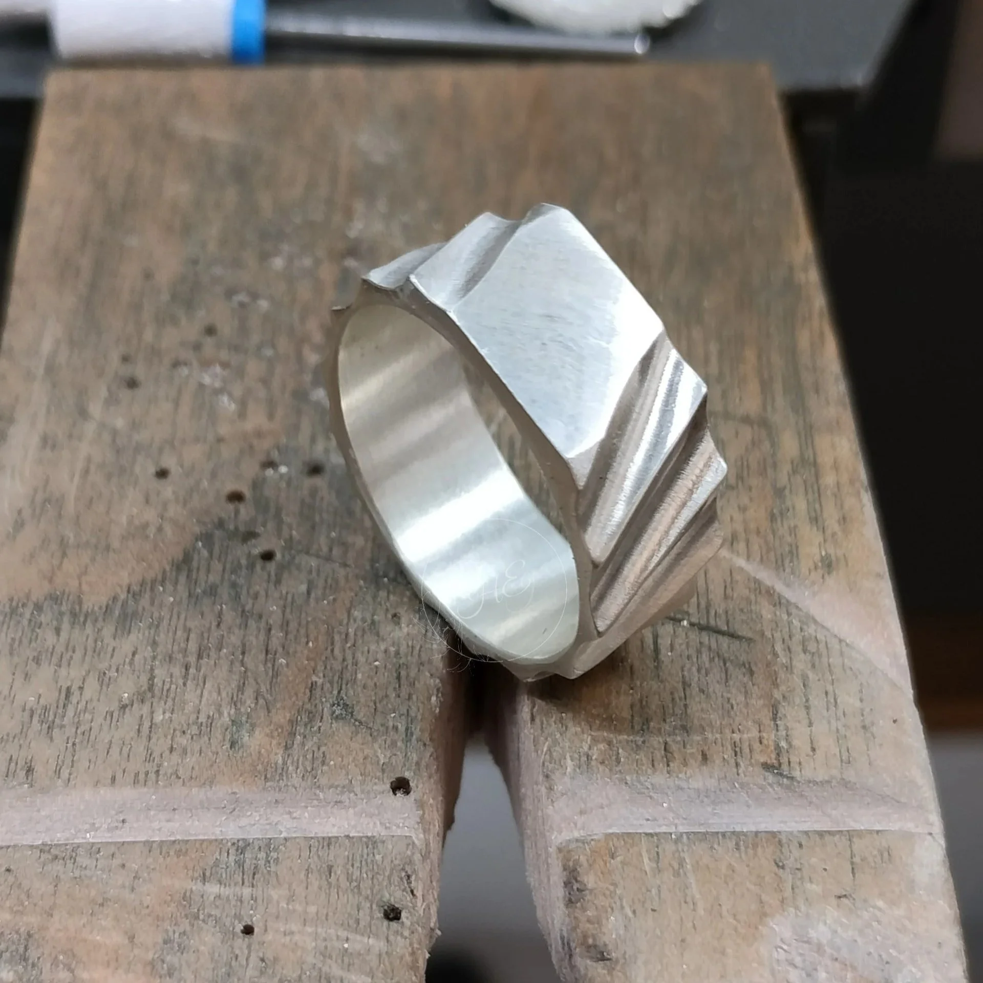 Making of a silver sandwave signet ring
