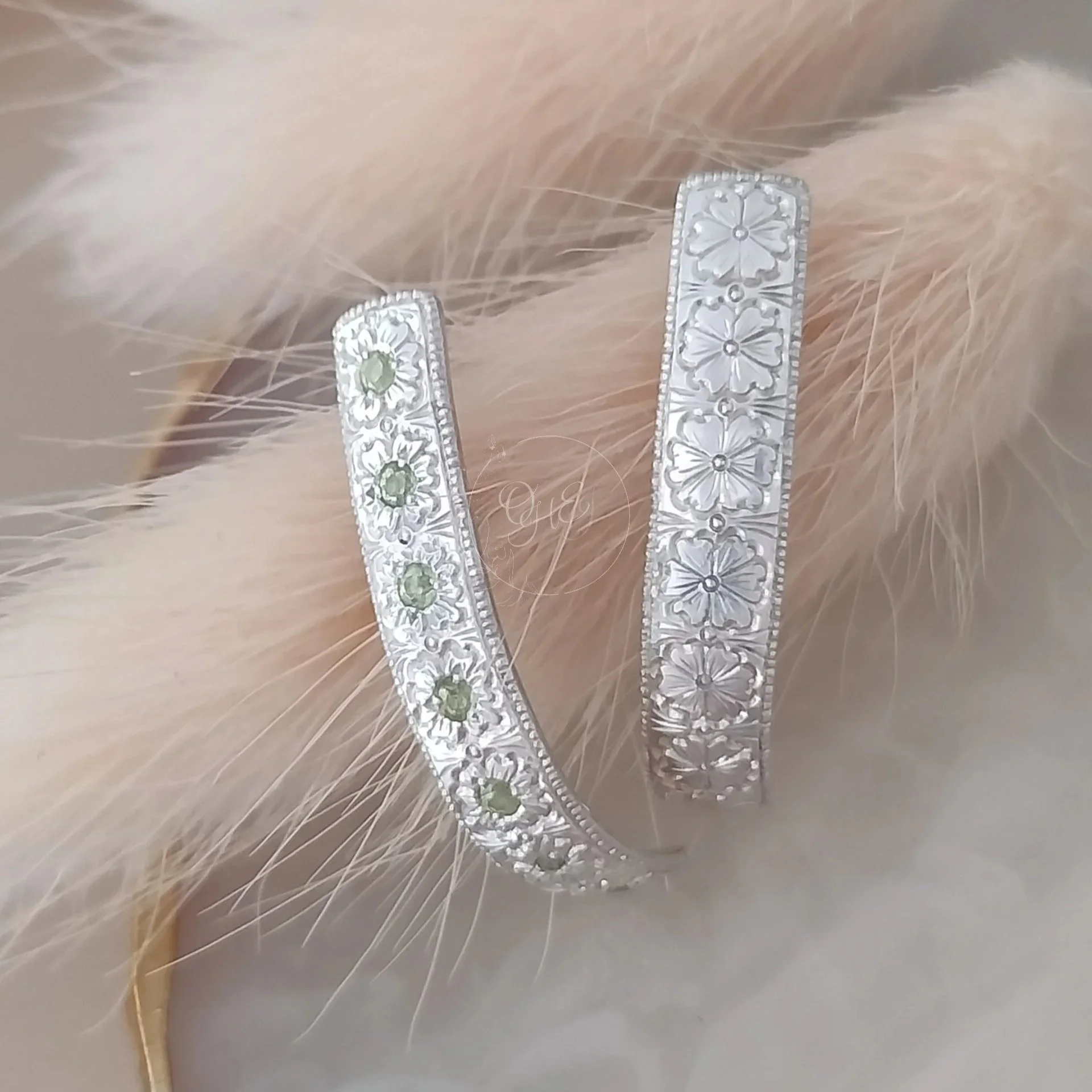 Cosmea flower engraved earrings silver