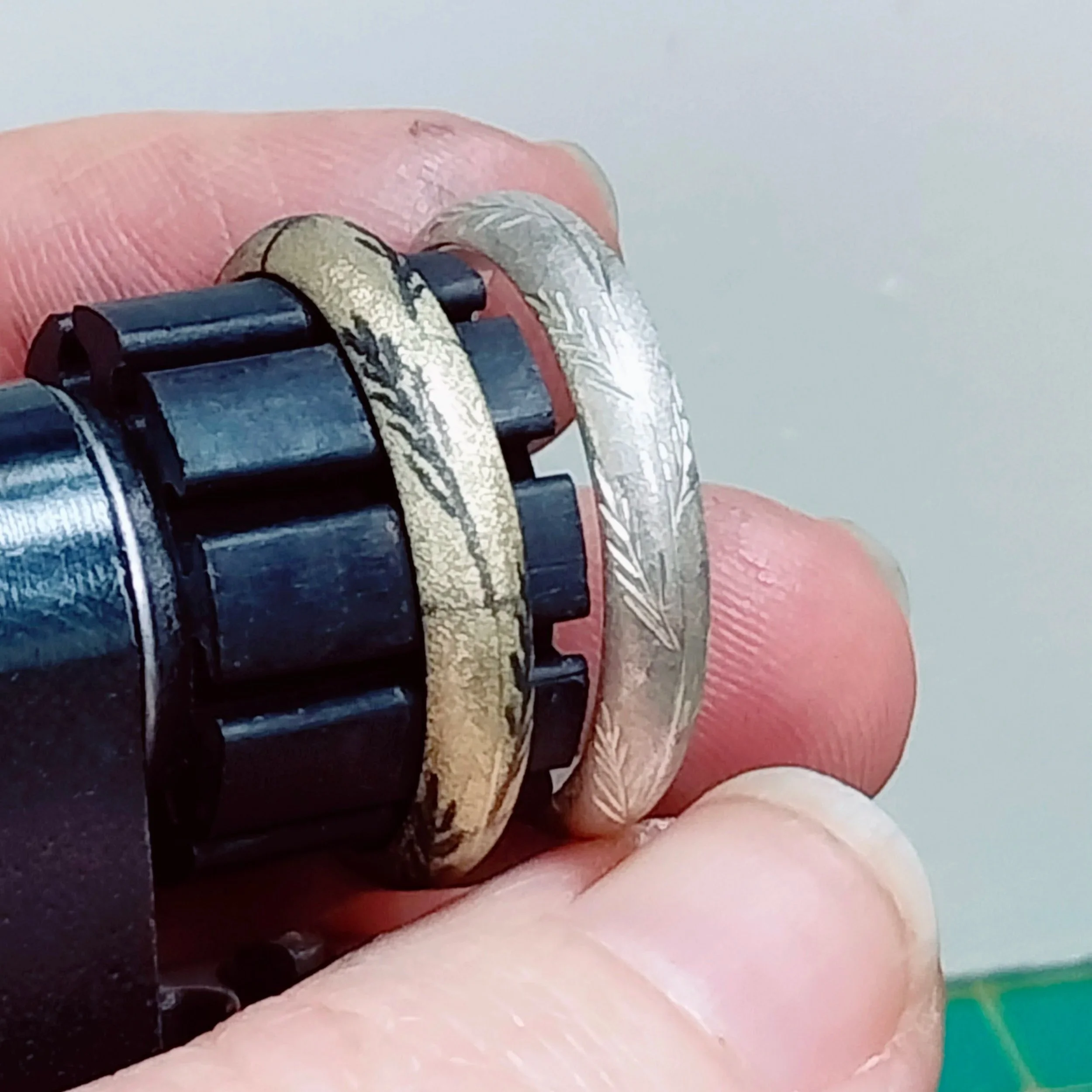 Gold+and+silver+palm+ring+1+%281%29.jpg