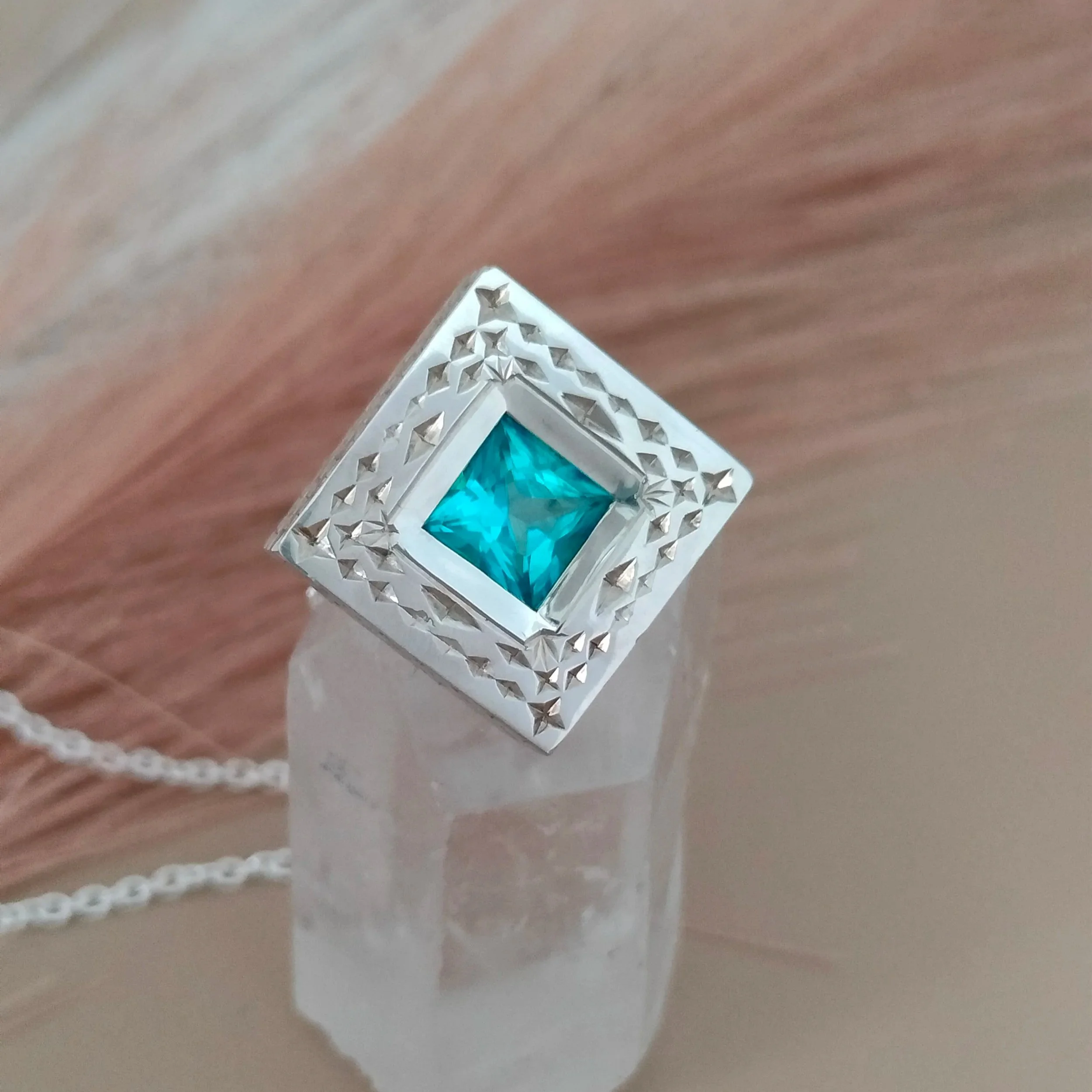 Blue+topaz+sterling+silver+pendant+.jpg