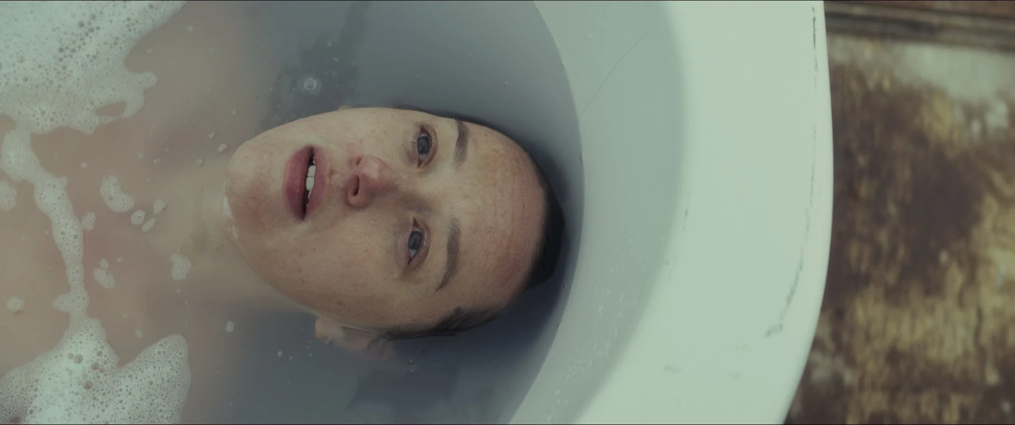 Still 2025-11-08 182108_1.112.1.jpg