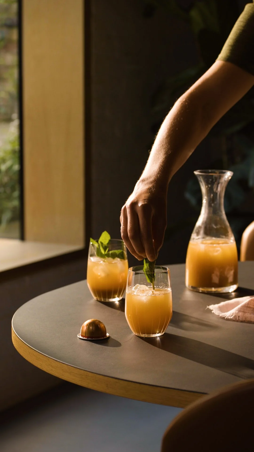 170920 Marie claire - The Footballer.00_00_13_24.Still046.jpg