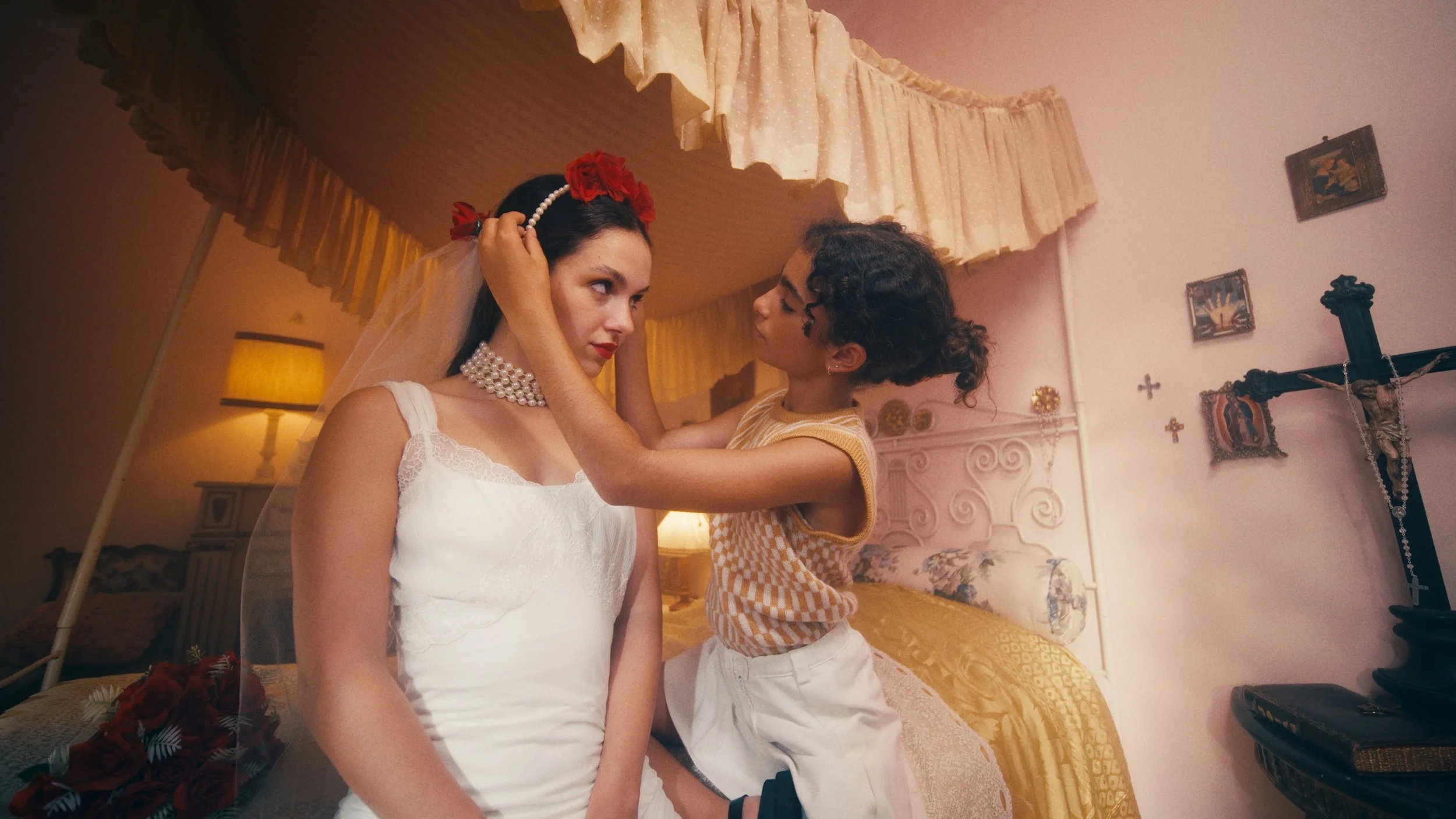 Scene 2_stills3_1.2.1.jpg