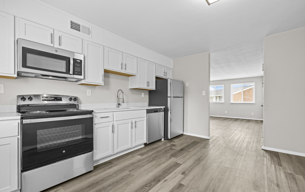 Peninsula Pointe Apartments