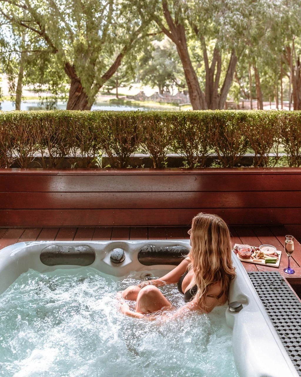 Escape the busy itineraries. Come stay with us, where relaxation is the only item on your agenda. With a plethora of activities, rejuvenating in-villa treatments and catering options, you can fully unwind without ever having to step outside the front