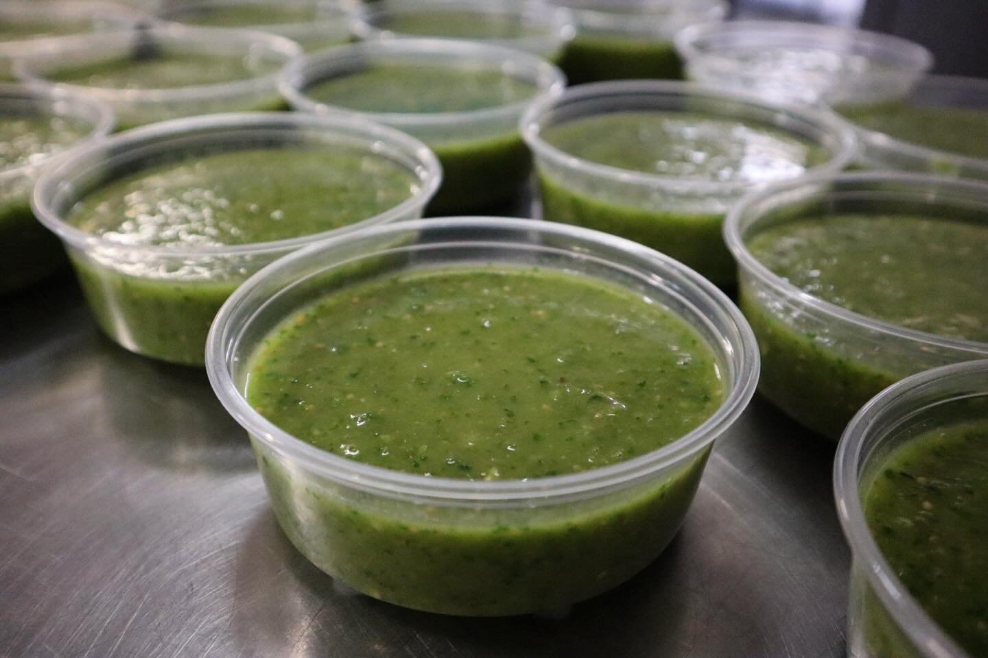 Elevating your late night burrito? 💃🏻 Upgrading the weekend BBQ spread? 🕺 Spicing up your morning scramble? 🧑🏽&zwj;🍳 Our fresh Tomatillo Salsa has you covered!

📍Find it at your local @tandcmarkets