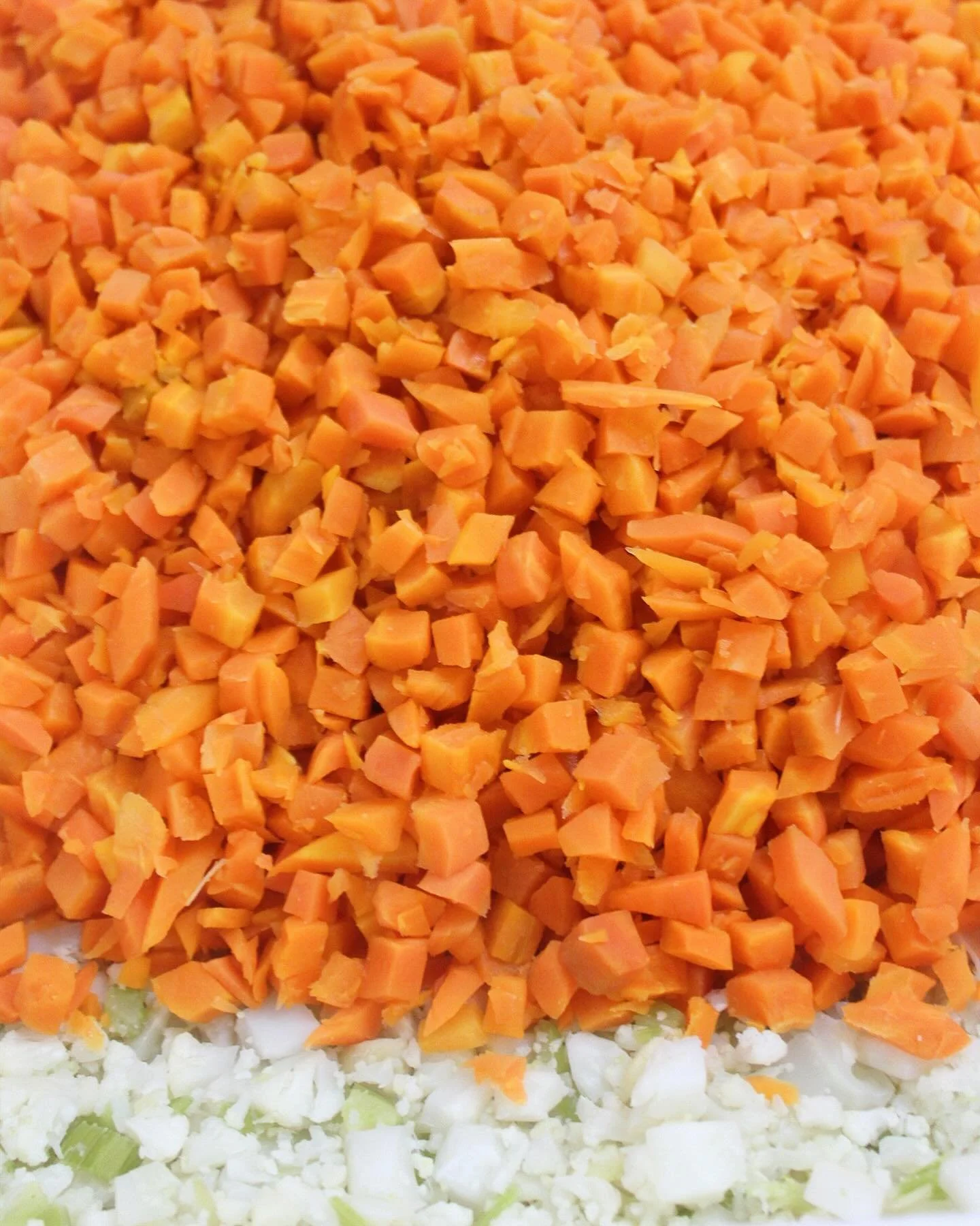 In our kitchen, recipes start with fresh, whole ingredients 🧑🏻&zwj;🍳 Prepped, chopped, and blended together with care to deliver flavorful, foods to your table 🫶
