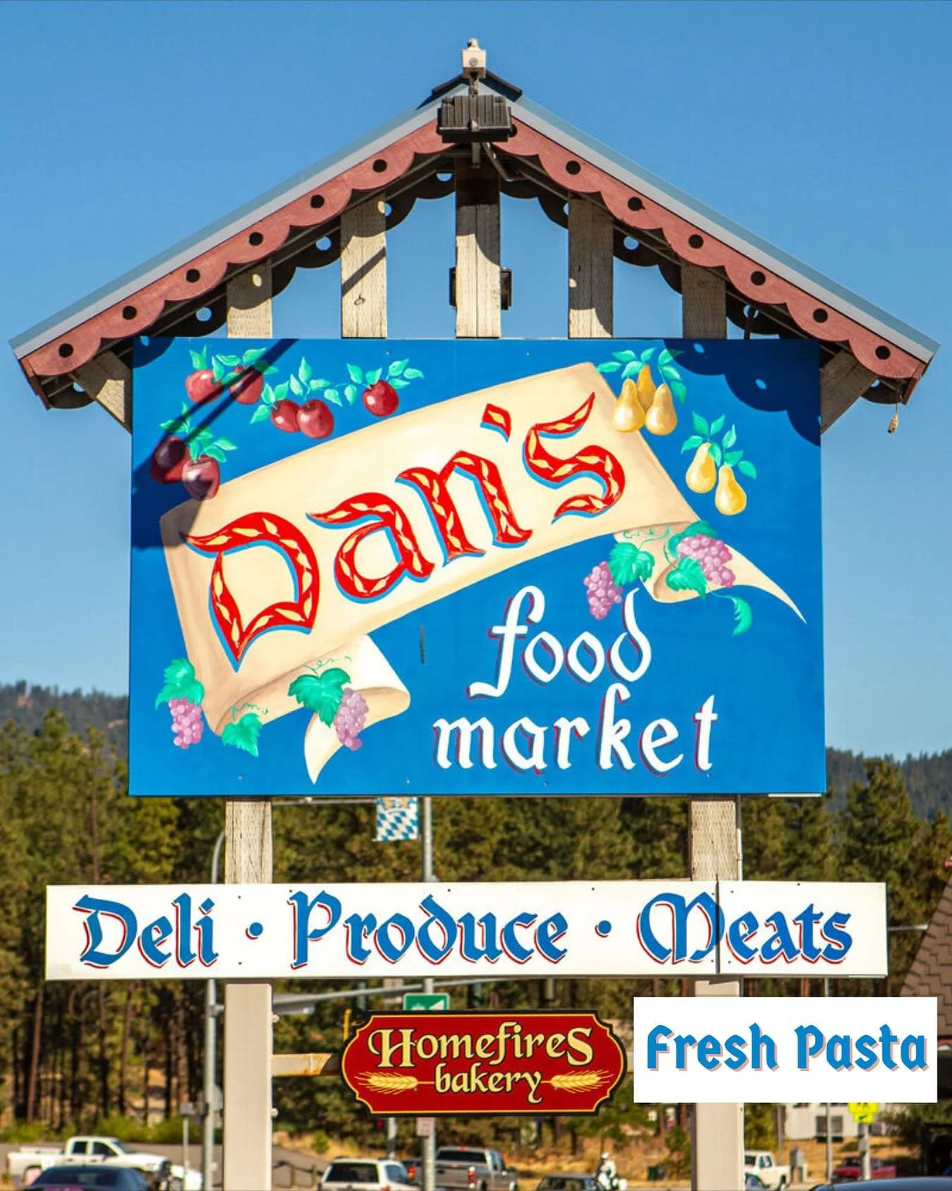 You can now find our fresh pasta at @dans_food_market is Leavenworth! Whether you live in town or are on a weekend getaway, look for a variety of our fresh pasta near the produce and bagged salad aisle 🍝🥗