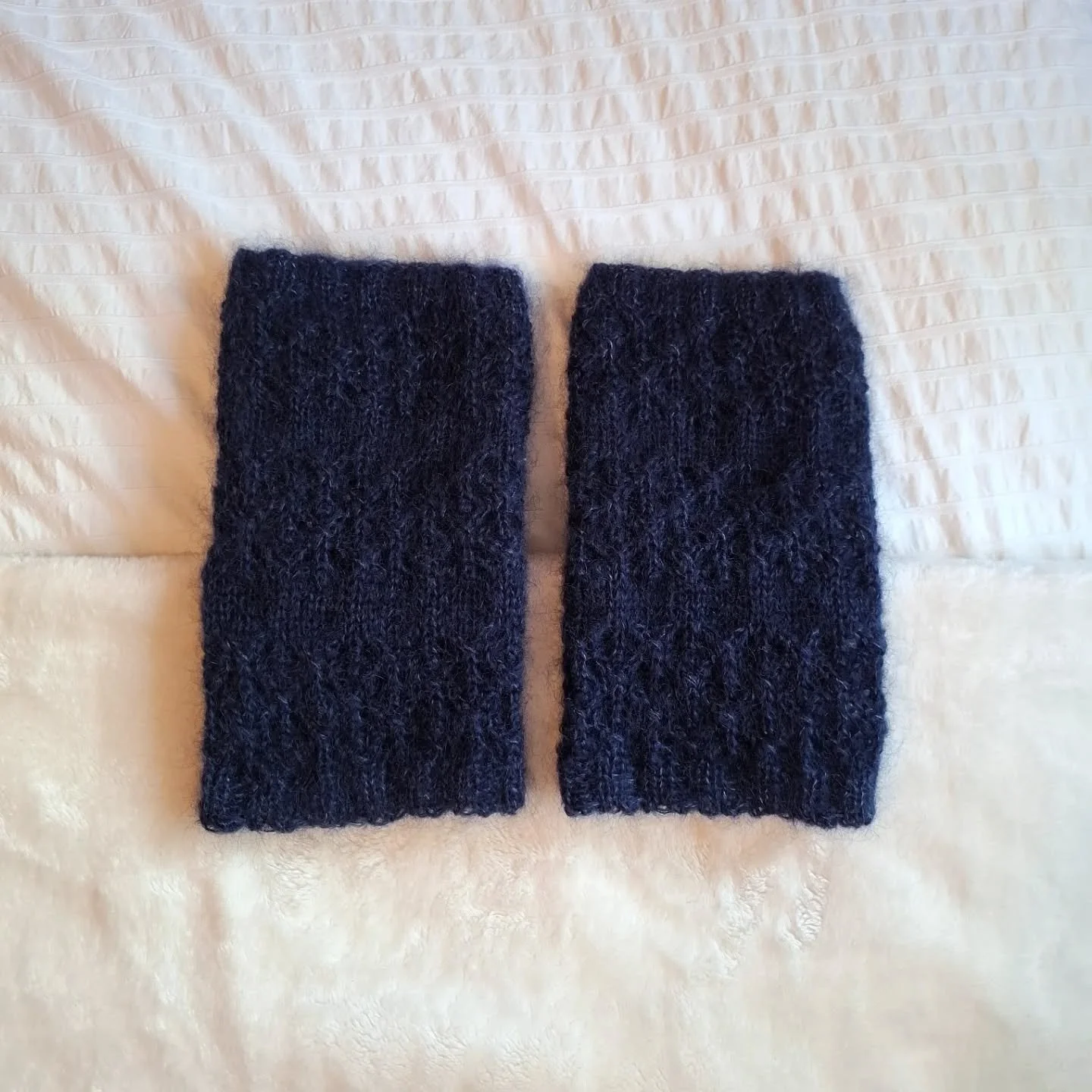 □◇□ Lace mohair ankle warmers ◇□◇

Handknitted with two ends of mohair, with striped lace details to accentuate your legs perfectly for autumn 

&bull;
&bull;
&bull;
&bull;
&bull;
&bull;
&bull;
&bull;
&bull;
&bull;
&bull;

#handmade #handmadeuk #hand