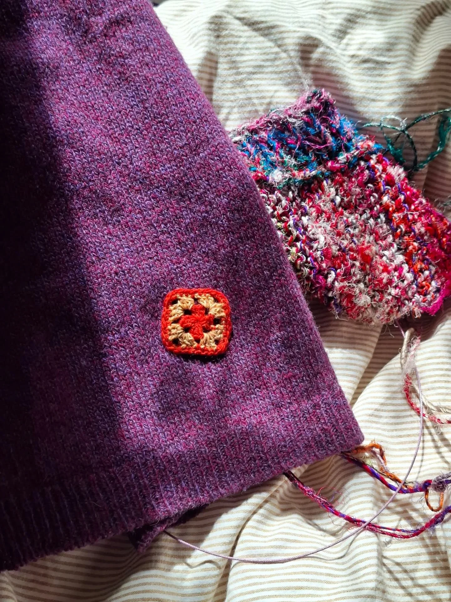 Before and after of a tinsy moth hole 🦋

Messing around with fun and silly ways to patch and fix little holes. Using crochet granny squares for this jumper, I am really looking forward to fixing more in the future

&bull;
&bull;
&bull;
&bull;
&bull;