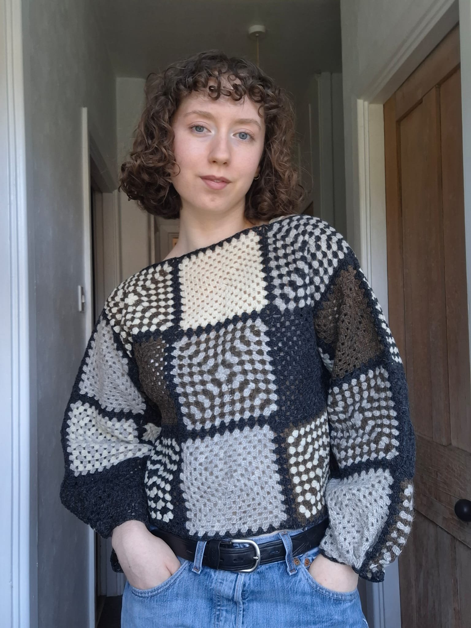 Stone granny square bell sleeve jumper