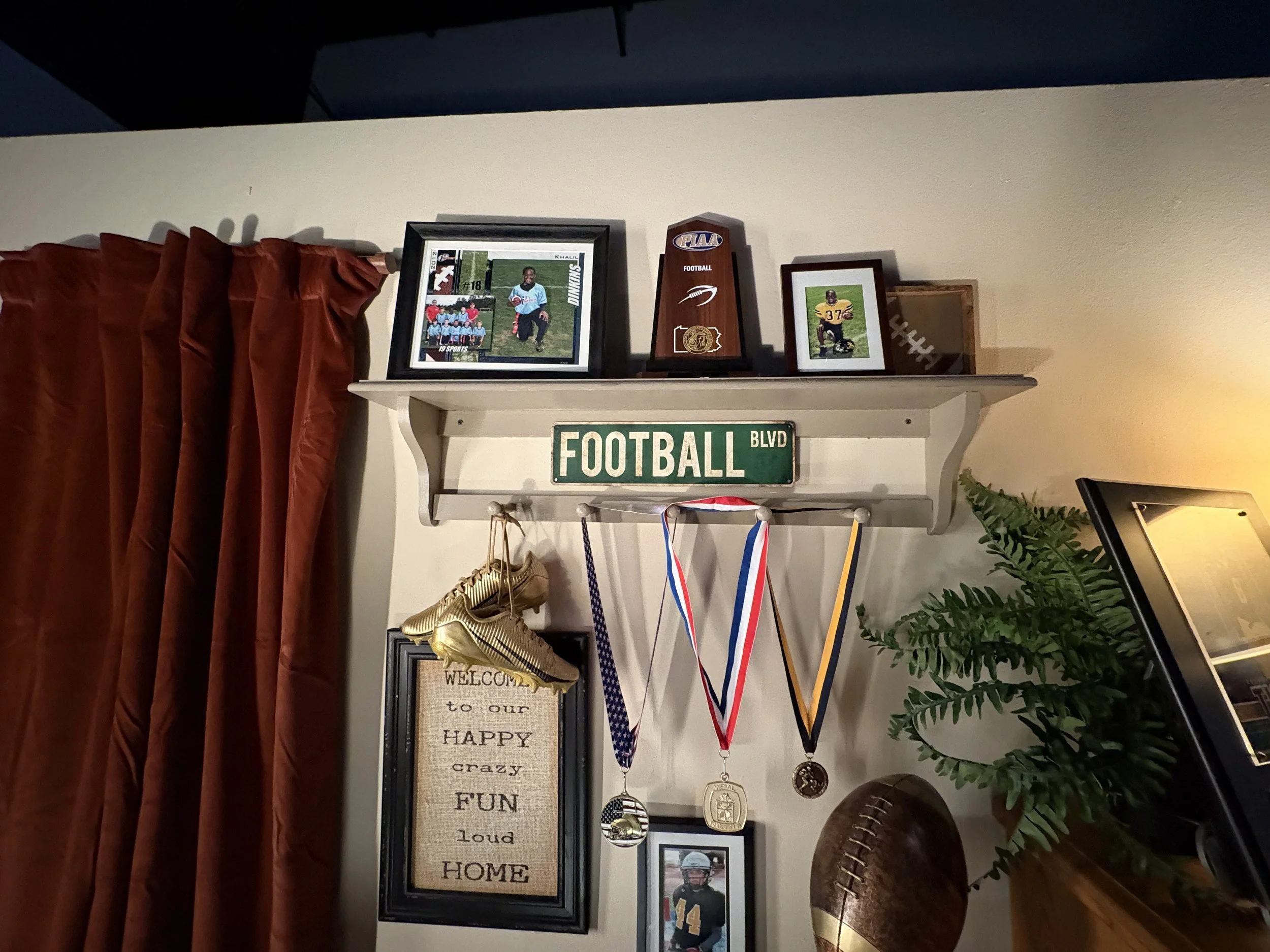 Dick's Sporting Goods : Built For This  | Voyage Visuals | Production Design 