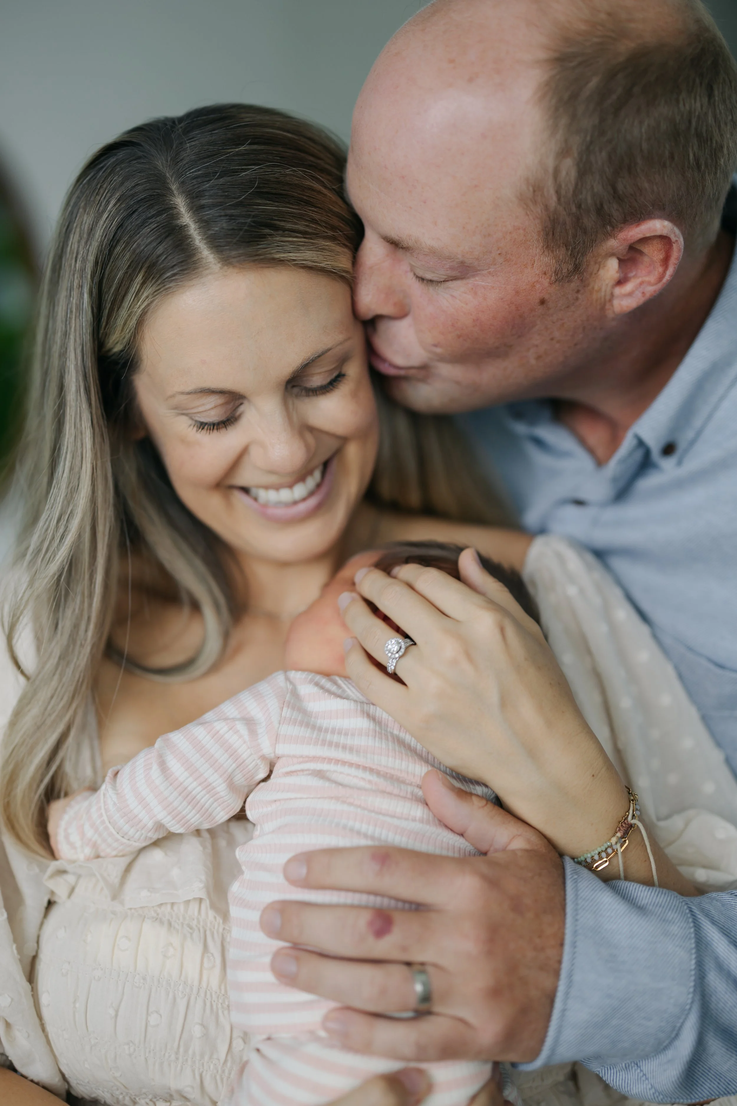 Isla Newborn 26-225.jpg