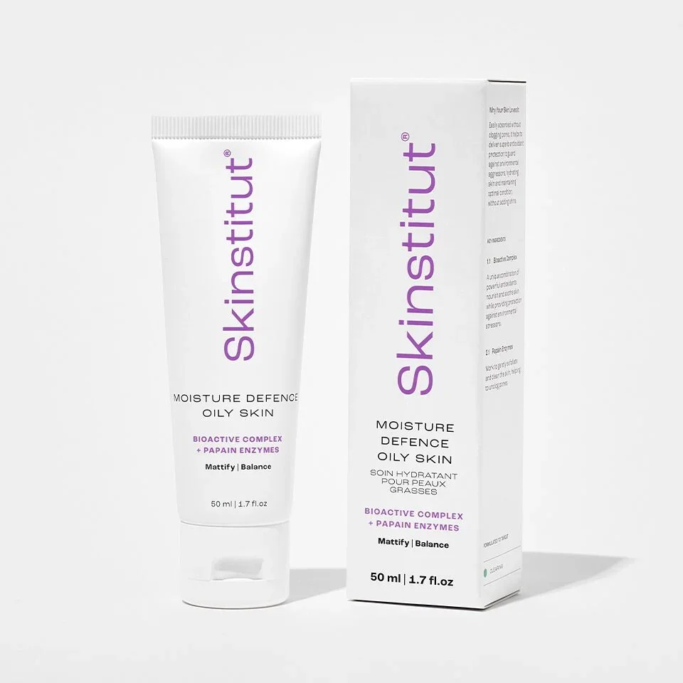 moisture defence oily with box.webp