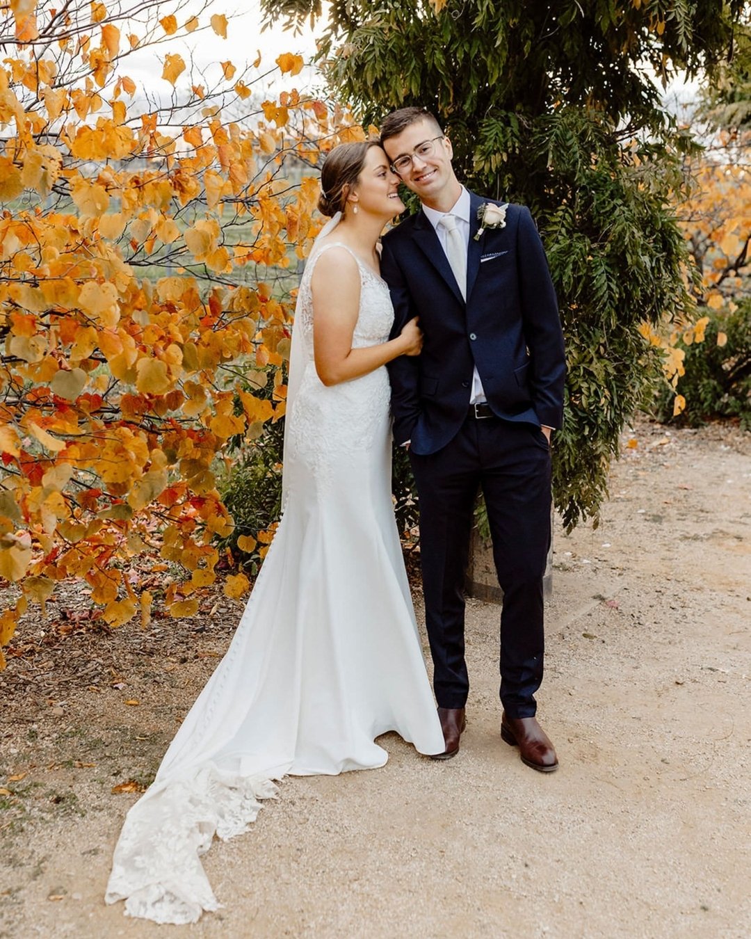 About last weekend!! High school sweethearts Sam and Jack had the most beautiful low key wedding with a hilarious and heartfelt ceremony by @shillobrations at @philipshawwines x

The white fabric draped over the arches blew gently throughout the cere