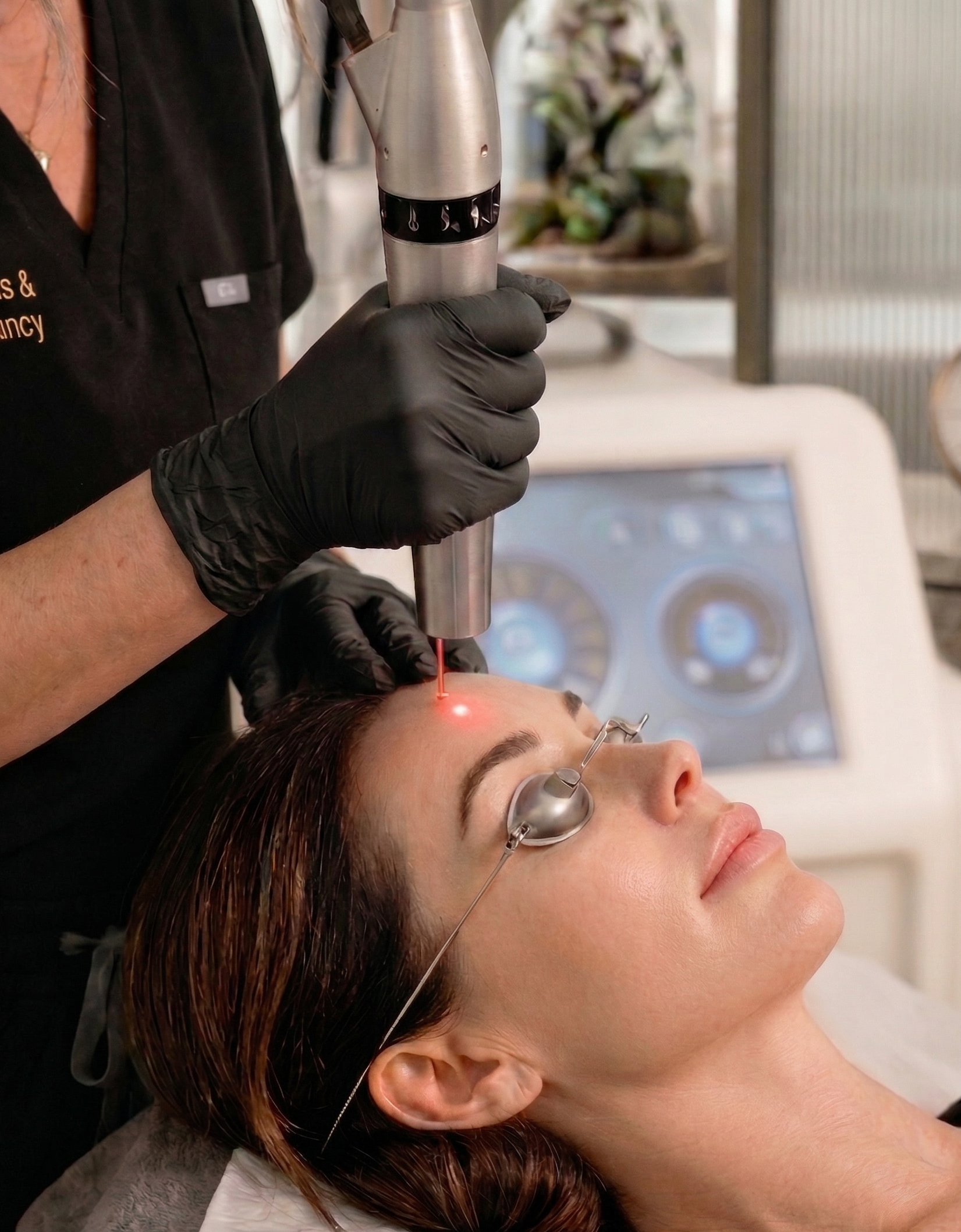 PicoWay laser skin tone refinement and anti-aging facial treatment Visage Skin Clinique Sudbury