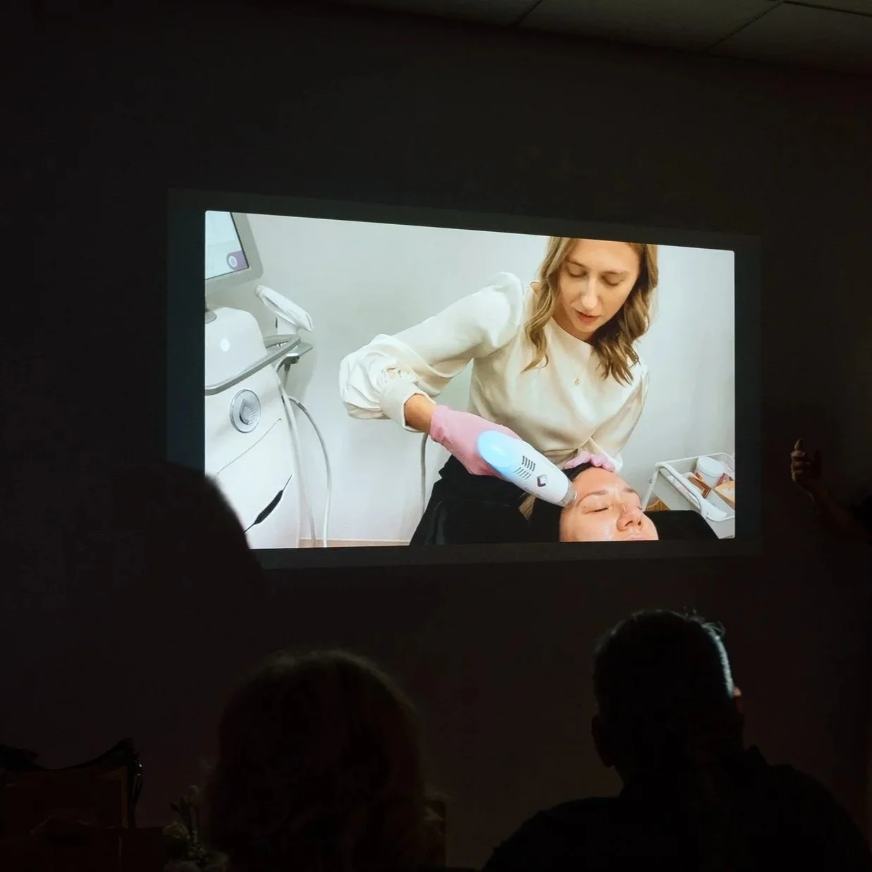 Matrix Pro Charlene, Visage Skin Clinique