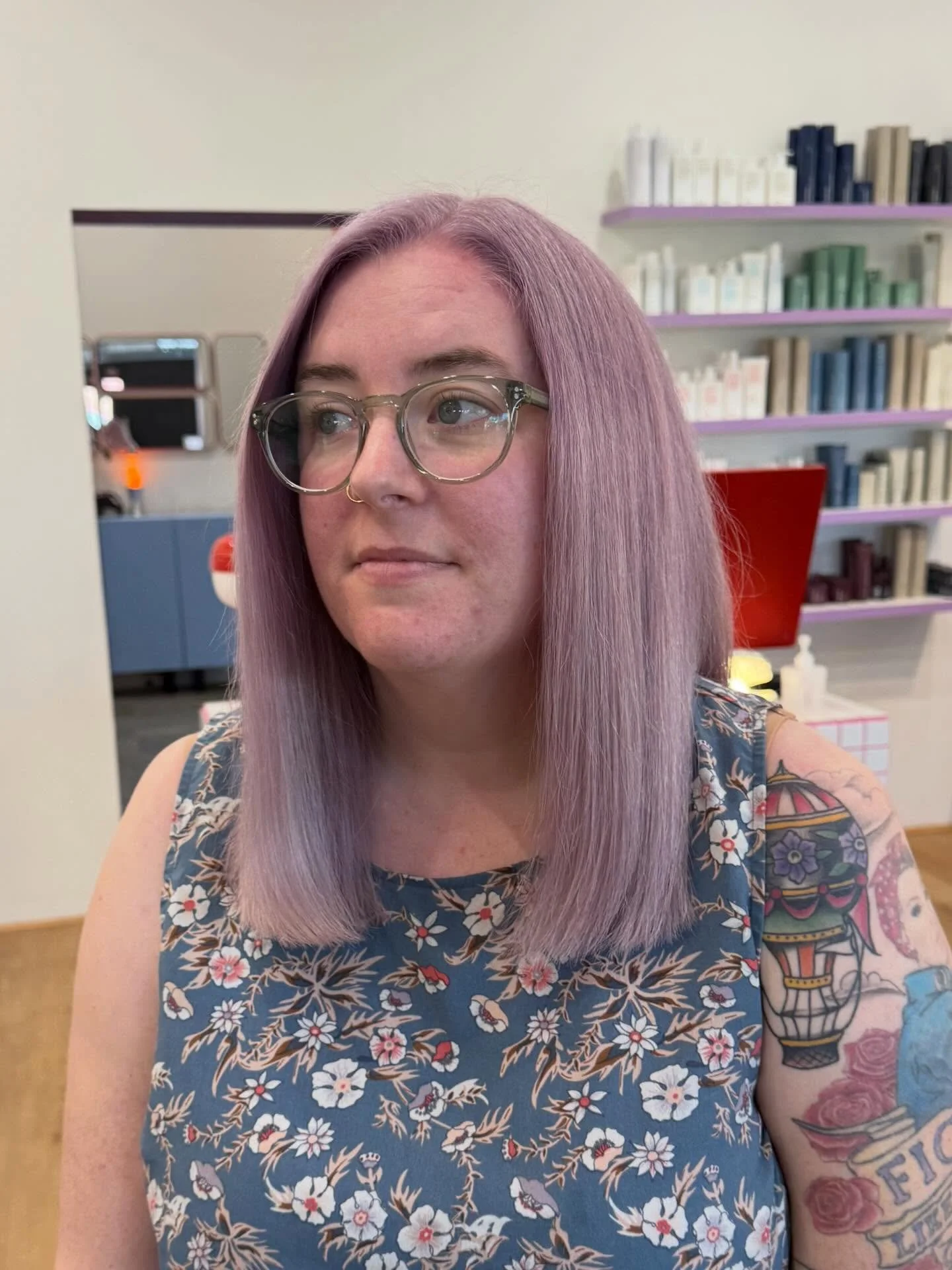 LAVENDER?! I BARELY KNOW HER!

Would you believe that this was dark navy before this! Well believe it because I forgot to take a before pic. 

Scroll through for the fear of a hairdresser telling themself to &lsquo;trust the process&rsquo;.