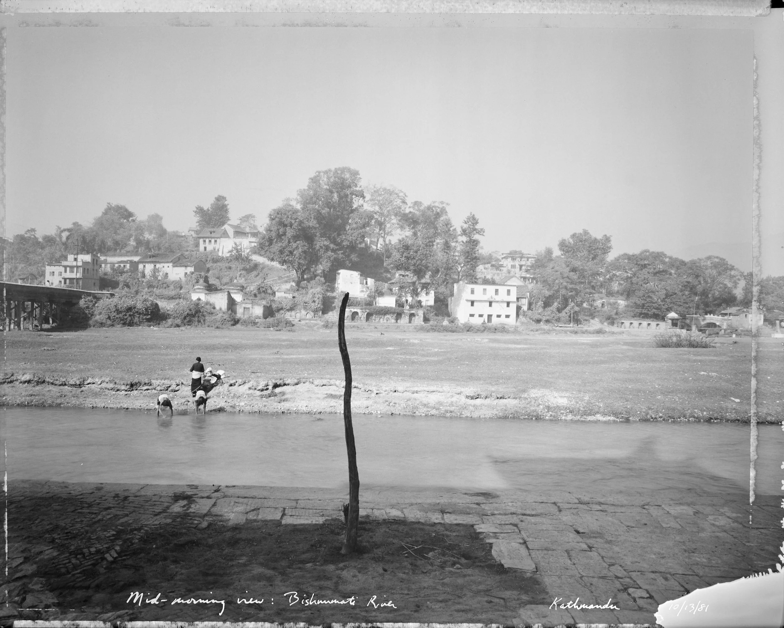  Mid-morning view: Bishnumati River Kathmandu (10/13/81)
