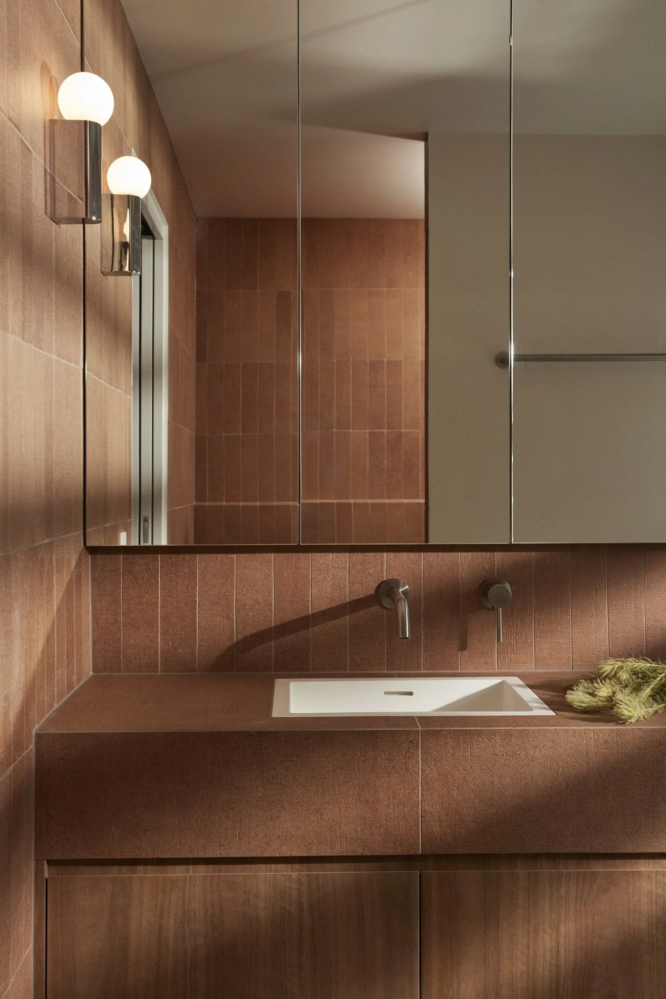 Lonesome Studio1685.jpg