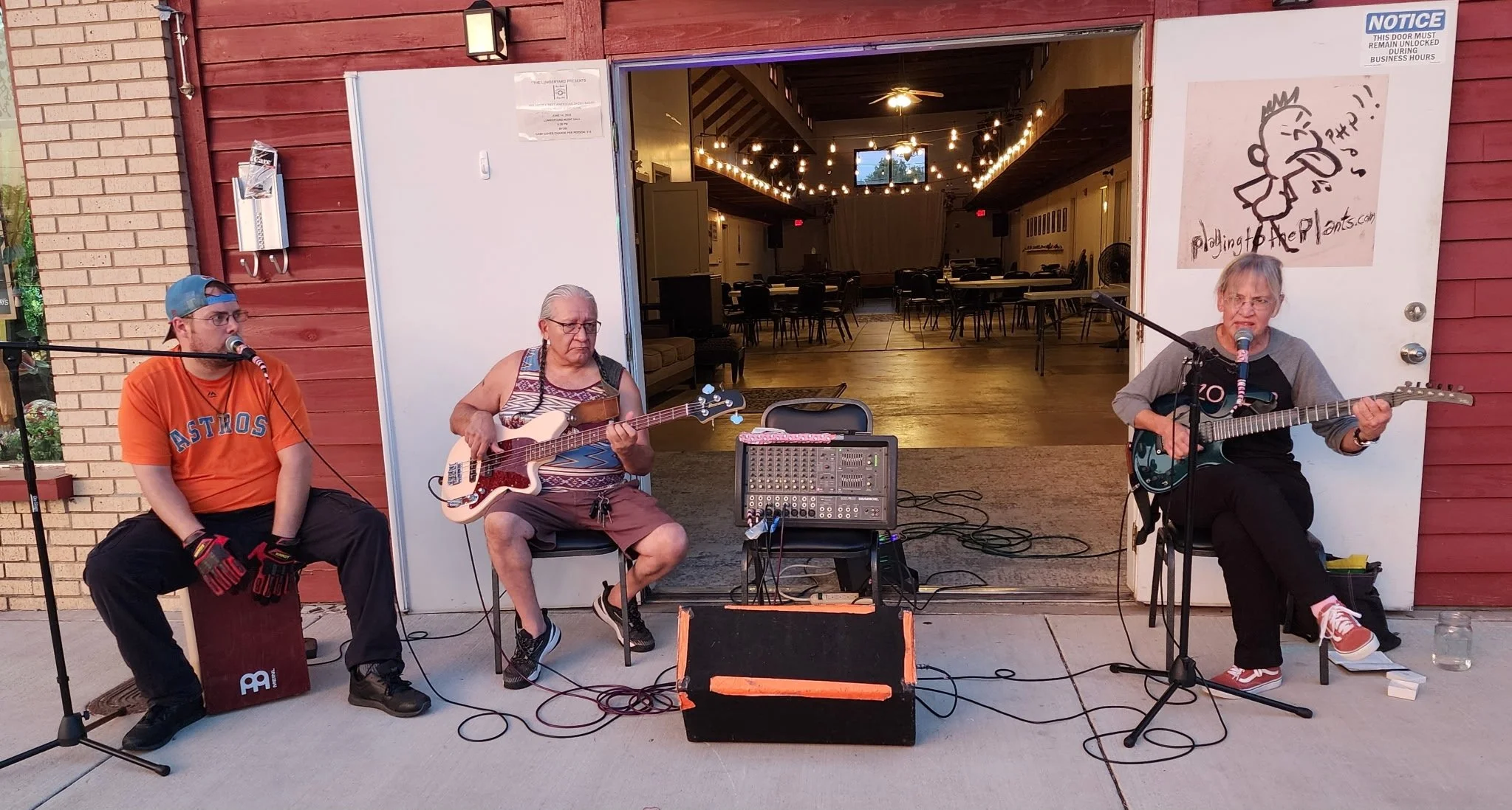Live Music: Playing to the Plants