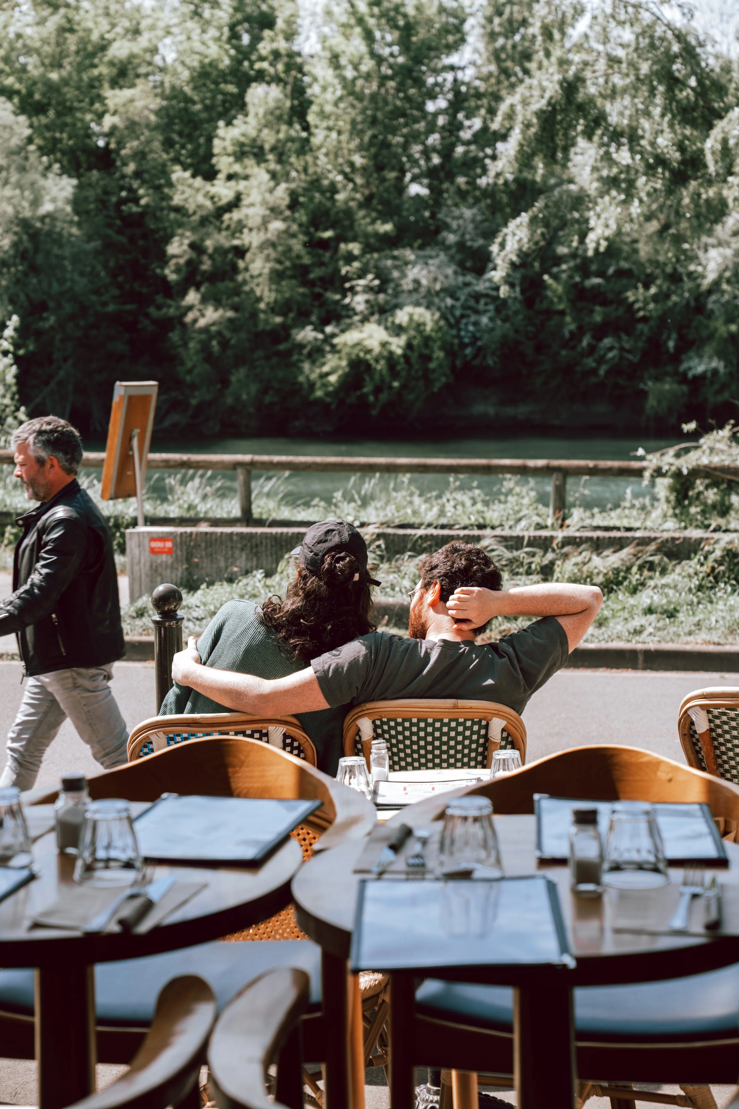 Restaurant chaleureux au bord de la Marne