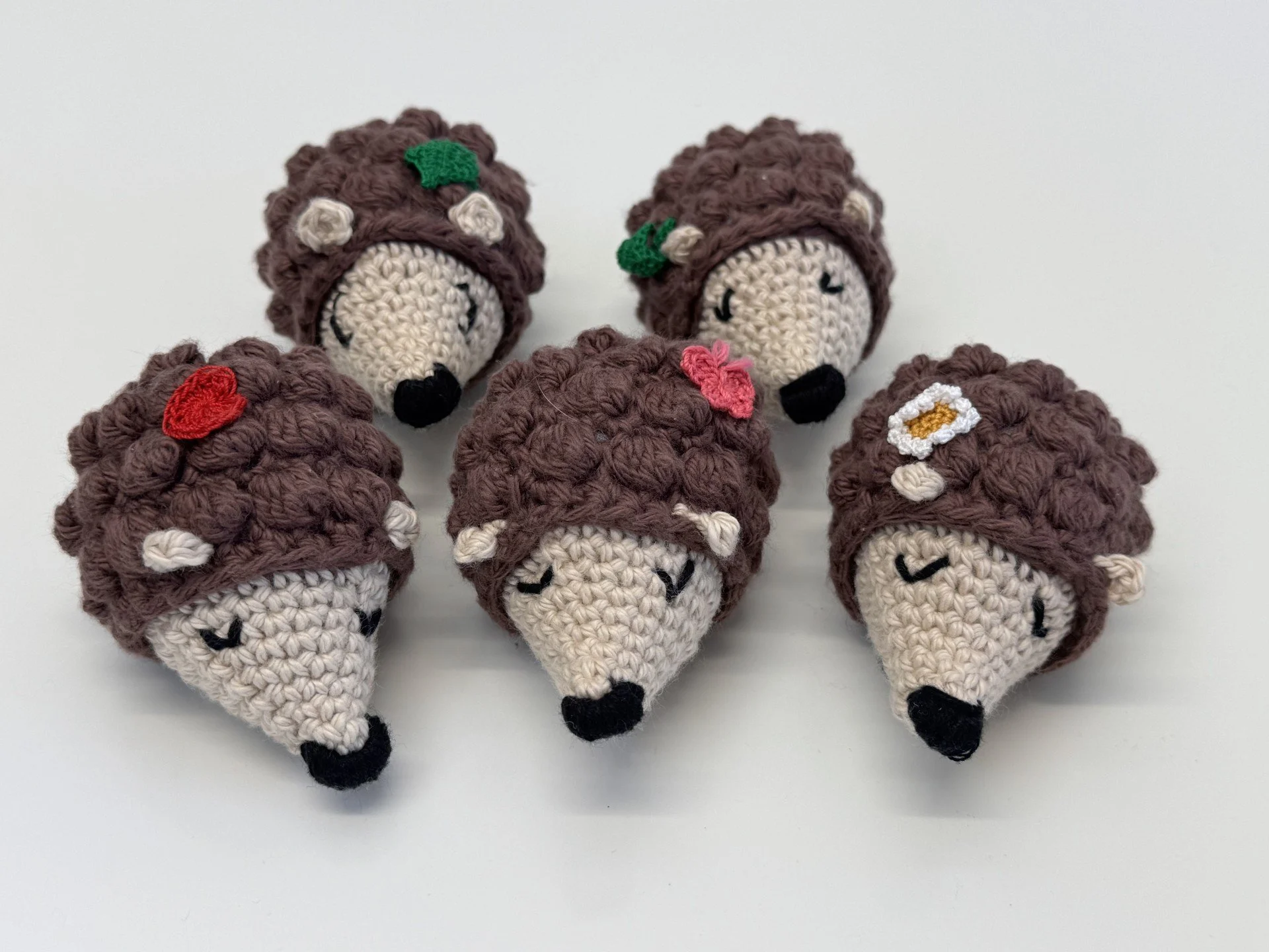 Crochet hogs.jpg