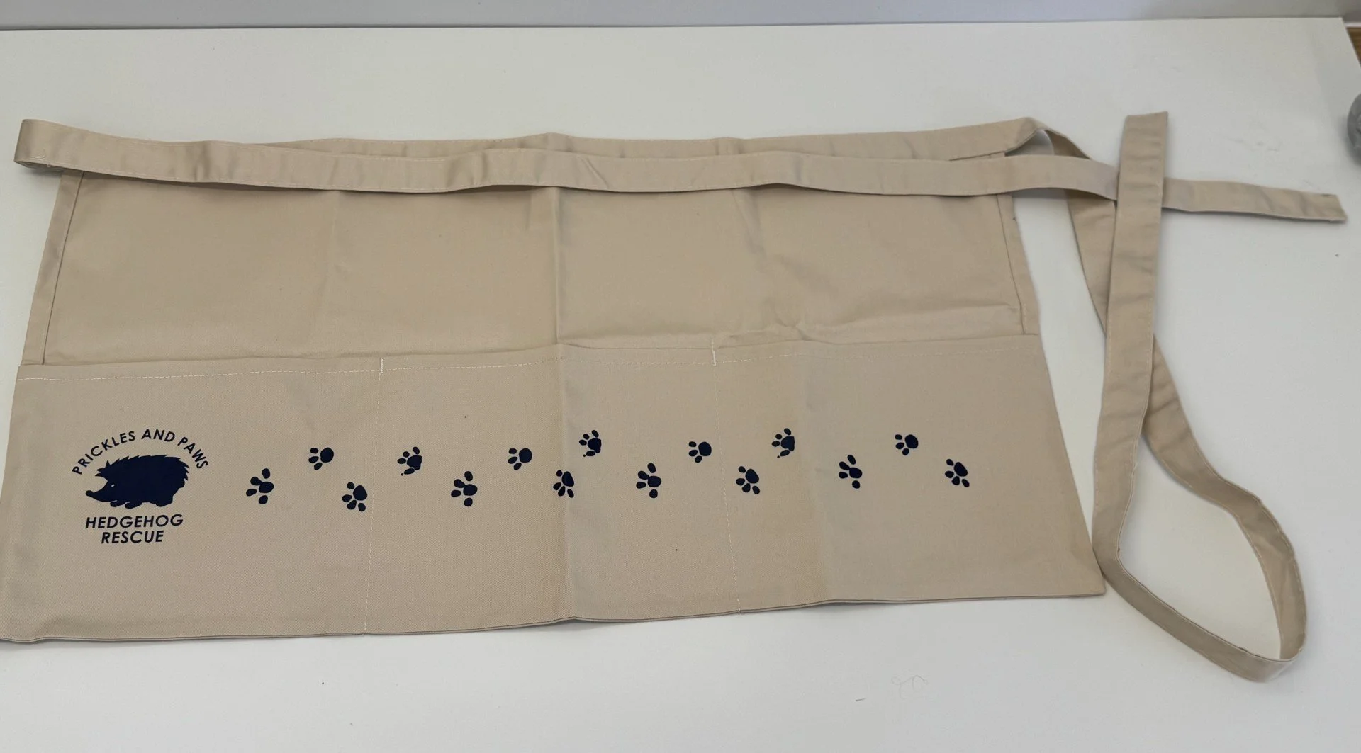 Short apron 1.jpg