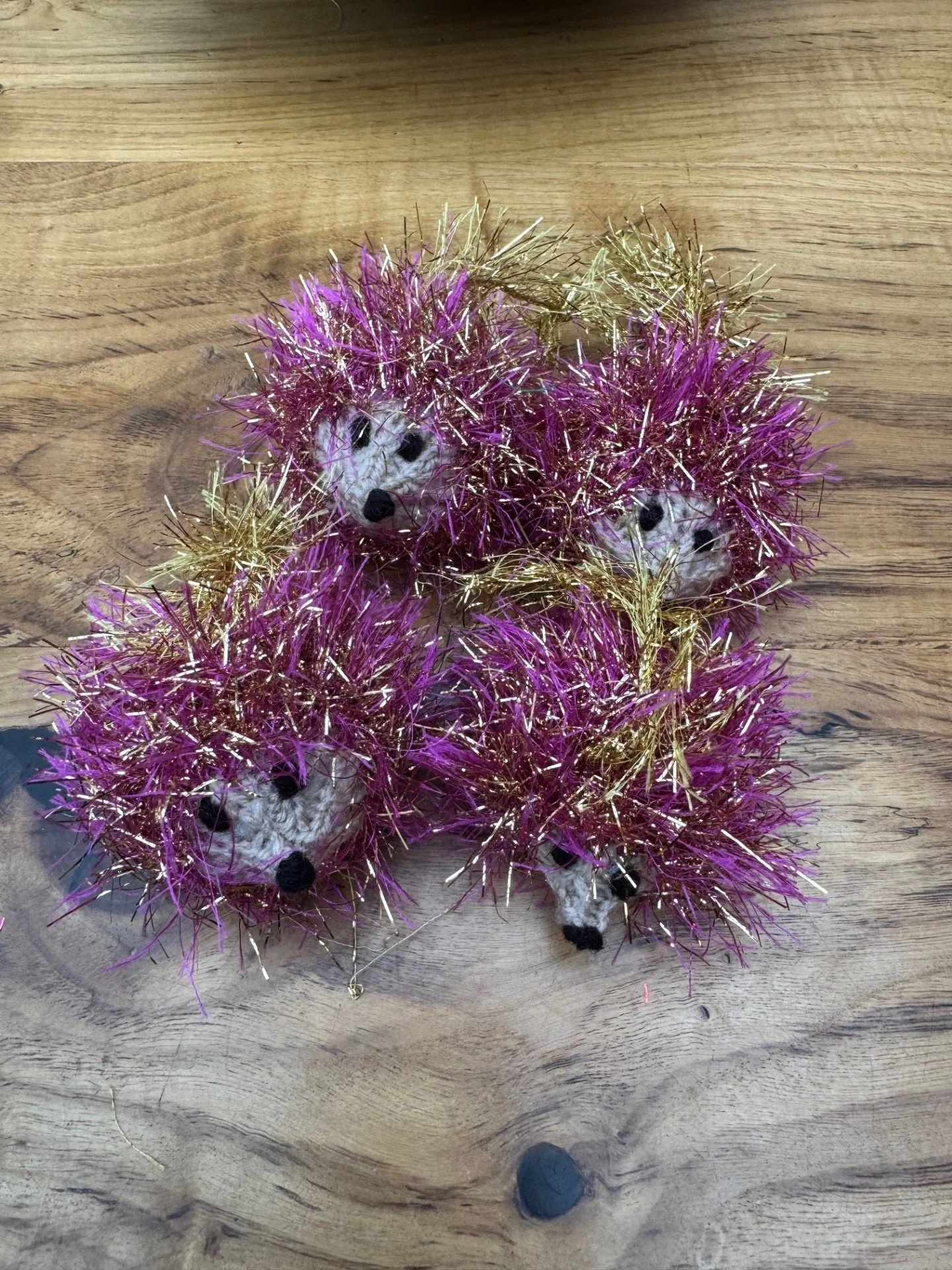 Pink & Gold tinsel tree decs.jpg