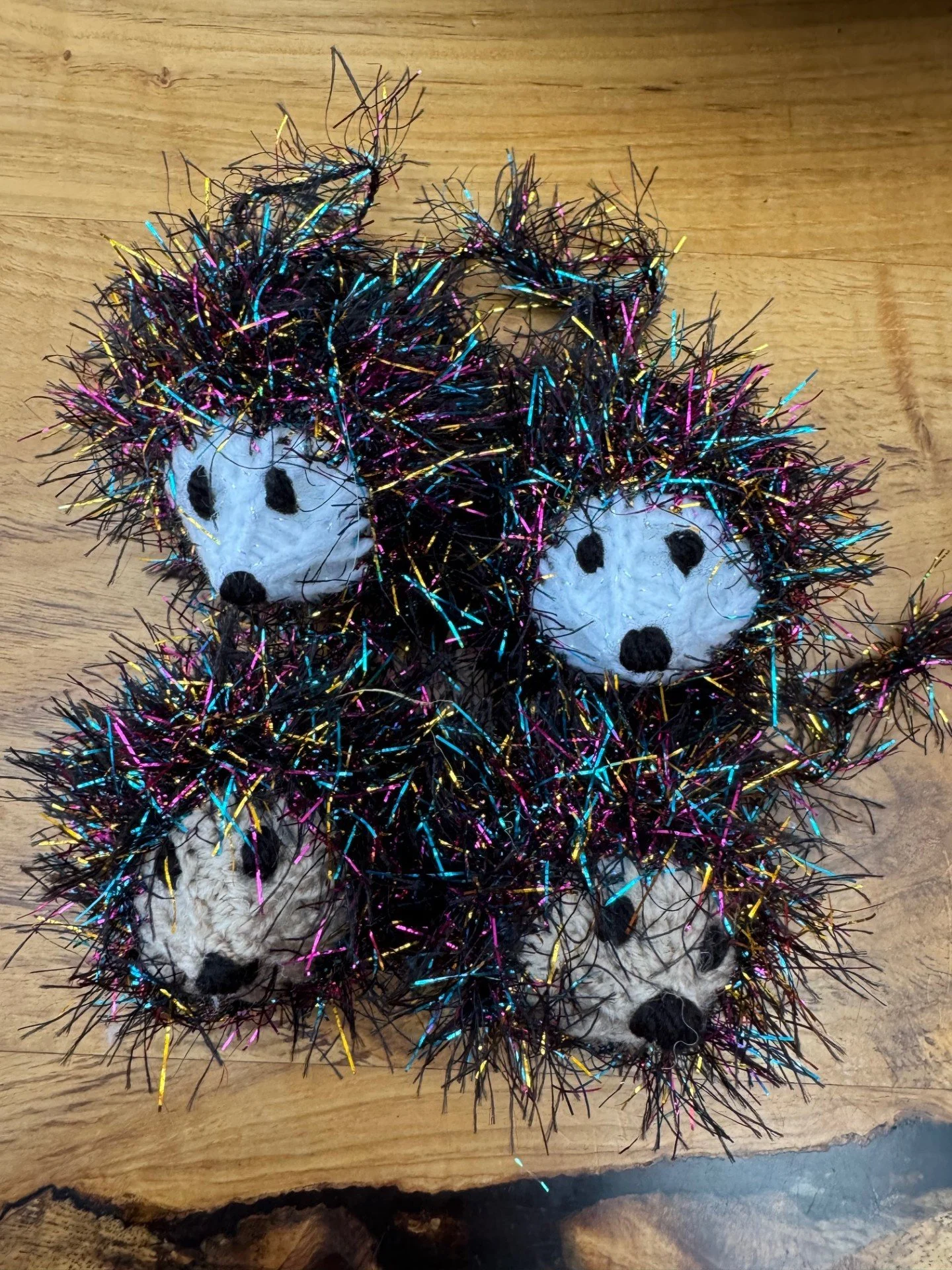 Tinsel hog tree decs - stuffed 3.jpg